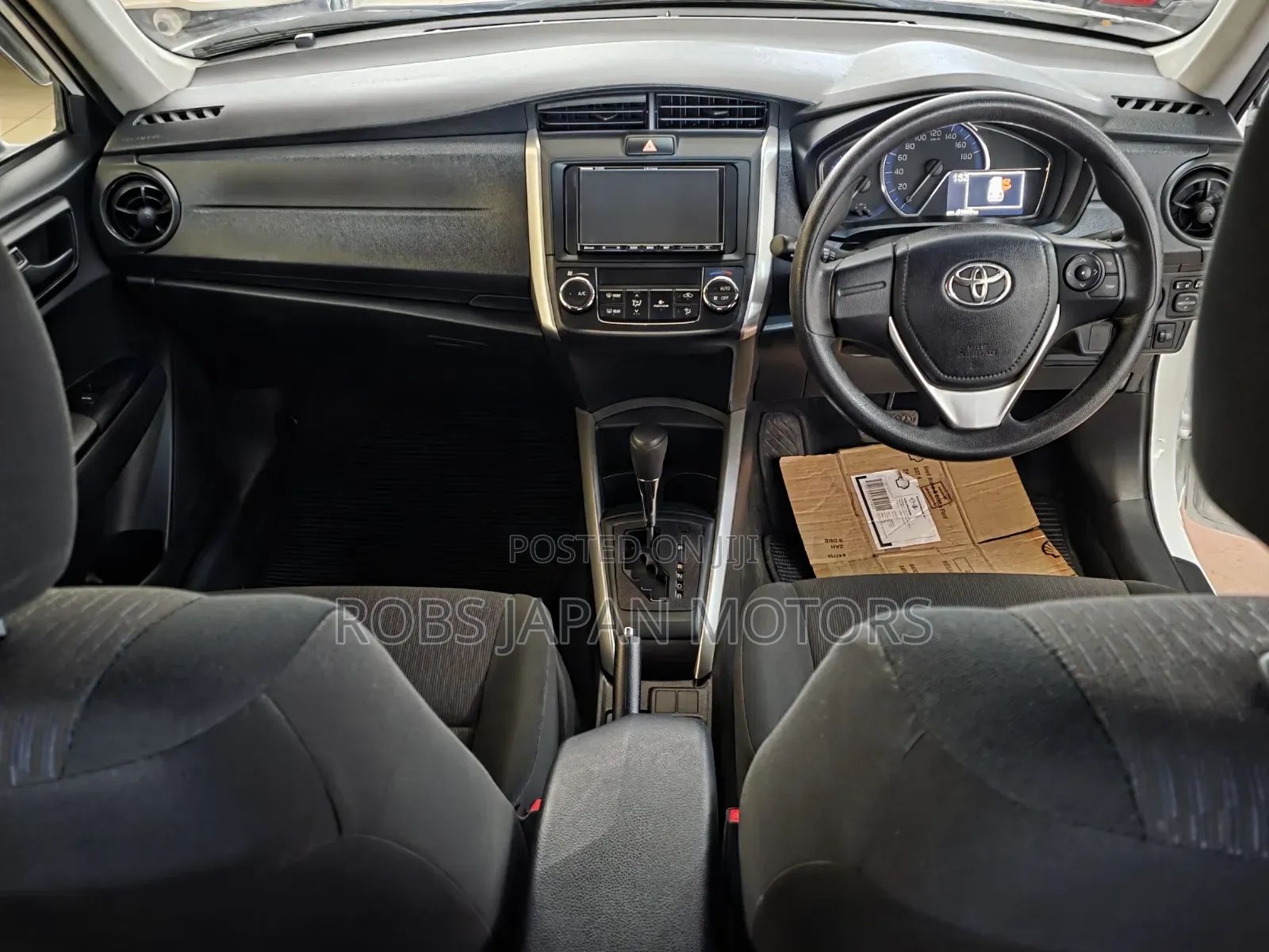 Toyota Corolla Fielder 1.5 Hybrid FWD 2018 Off white
