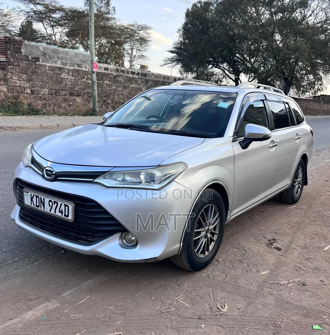 Toyota Corolla Fielder 2016 Silver