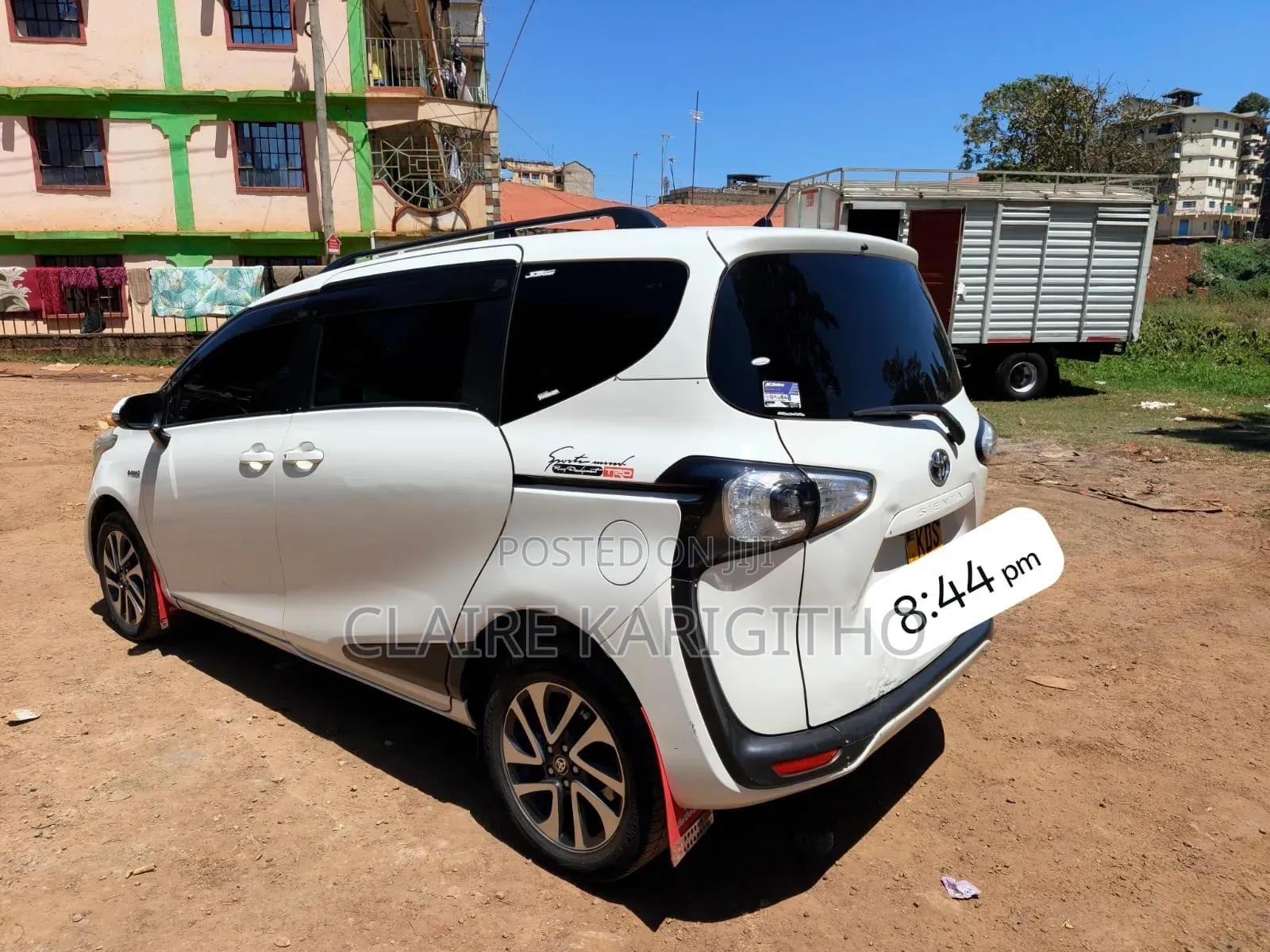 Toyota Sienta 1.5 Hybrid FWD (6-seater) 2017 White