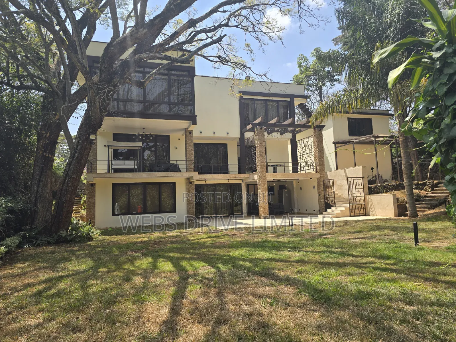 Furnished 5bdrm Mansion in Muthaiga Old for sale