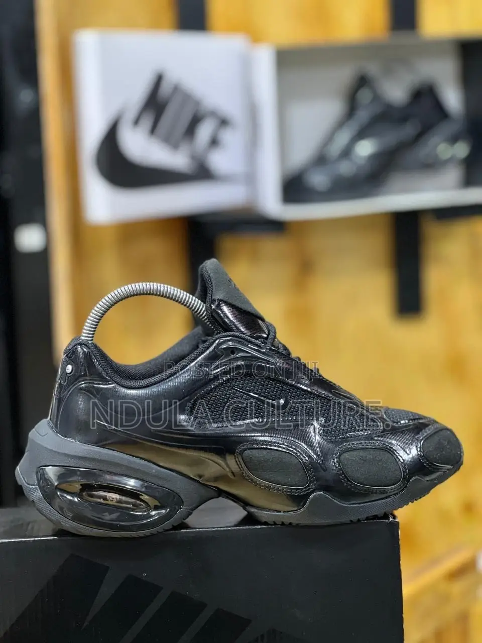 Nike Air Max Muse