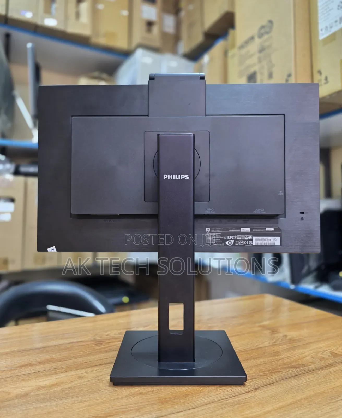 Phillips 243B1J
24 Inch Full Hd Monitor 
Full Hd Webcam