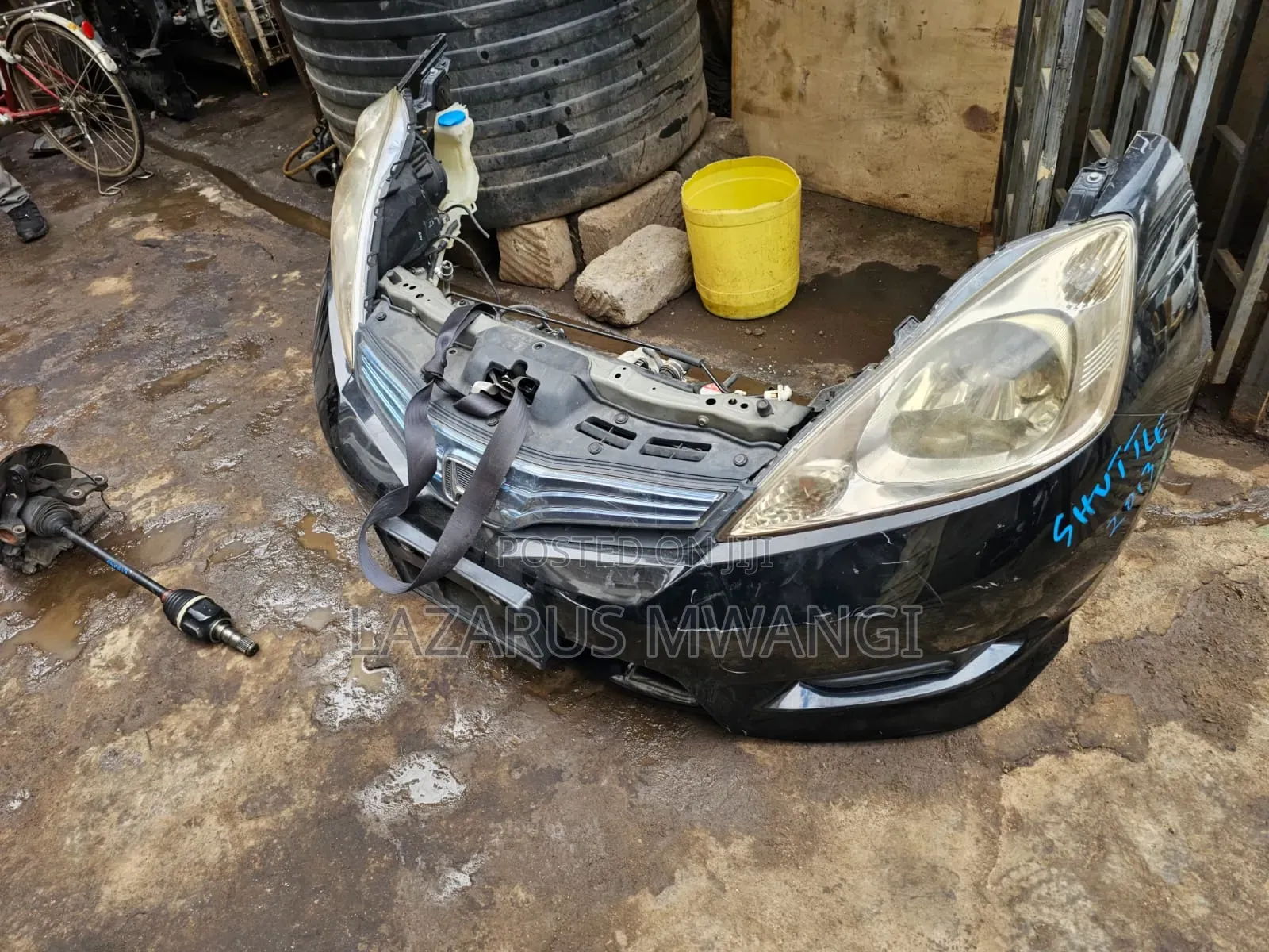 Honda Fit Shuttle Nosecut