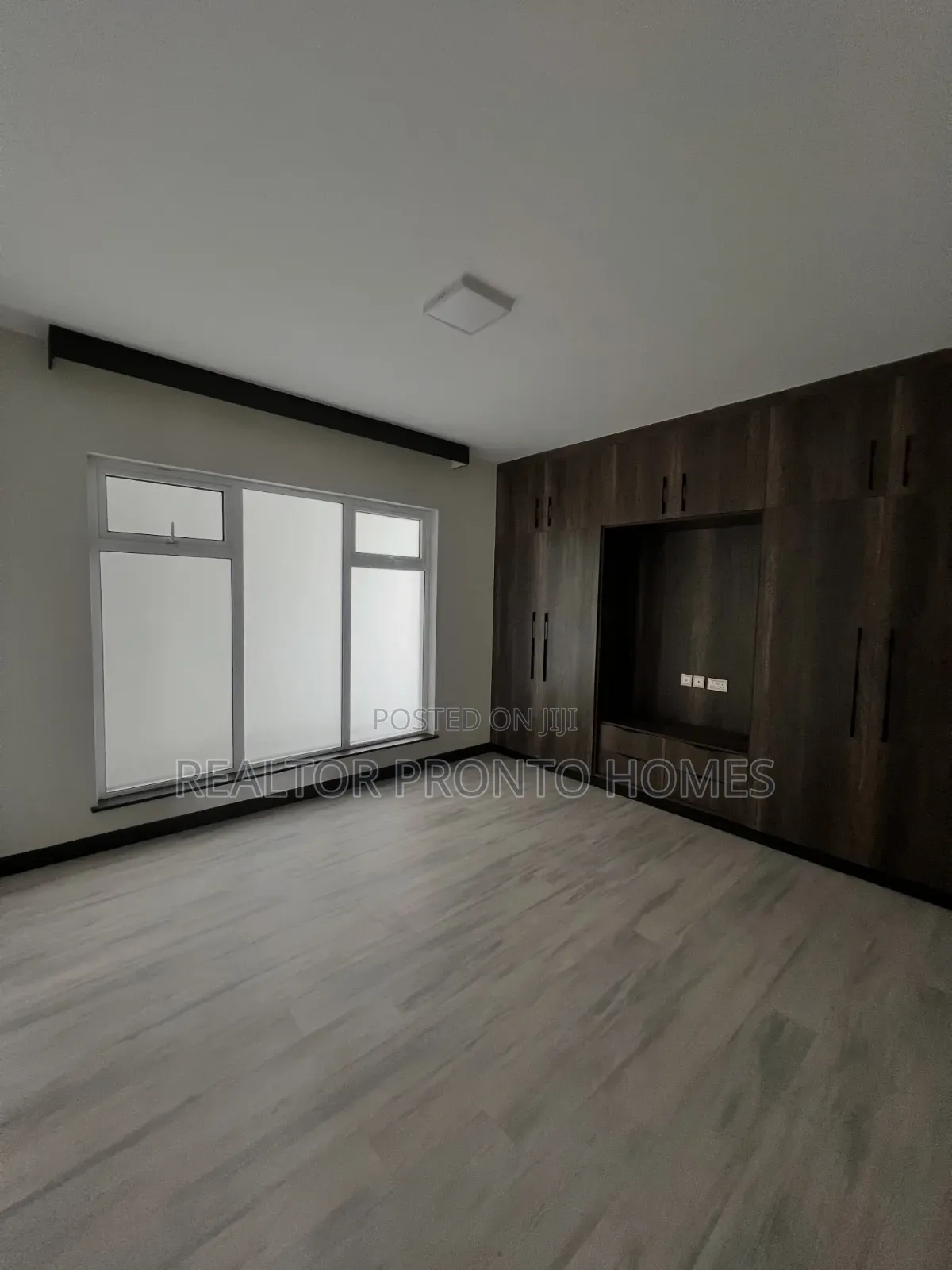 2bdrm Apartment in Riverside Drive for sale