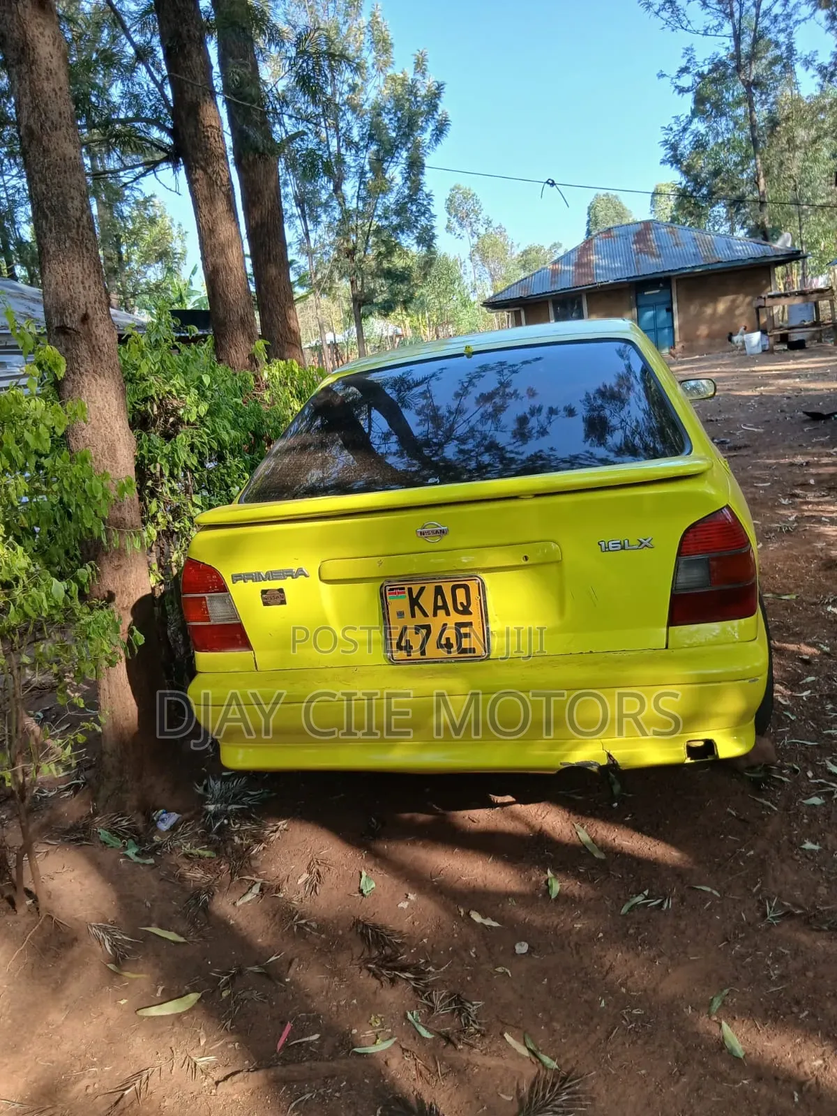 Nissan Primera 2004 Yellow