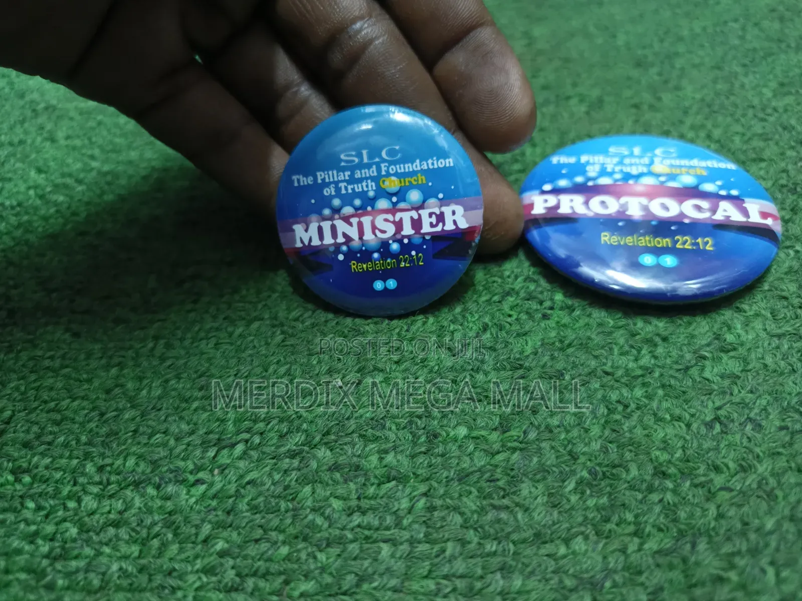 T24-R001C,Button Badges, Badges