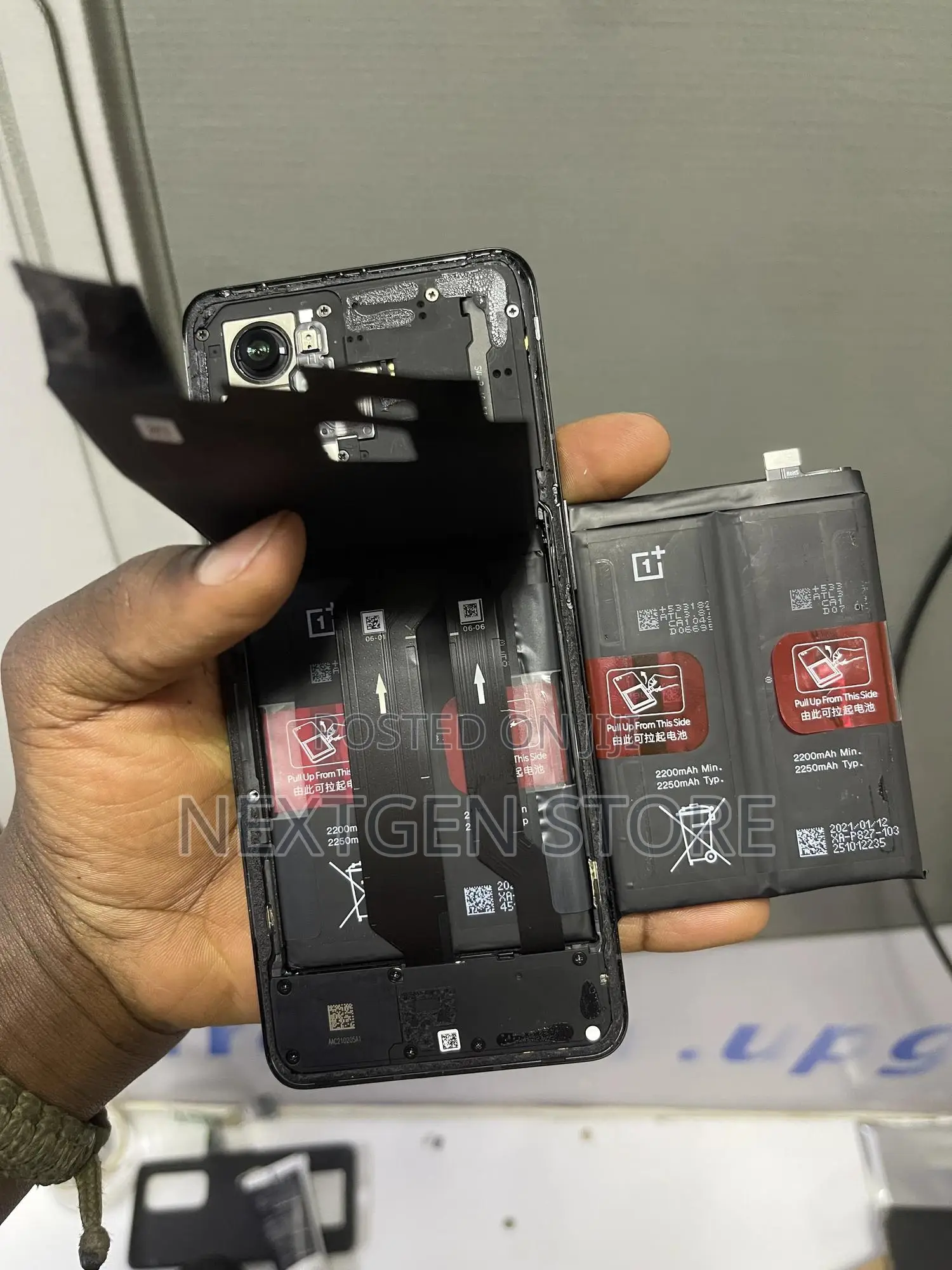 Battery Replacement for iPhones,Samsung and All Phones