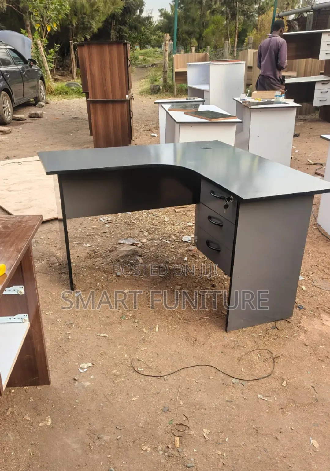 CAVED TYPE Office Desk
