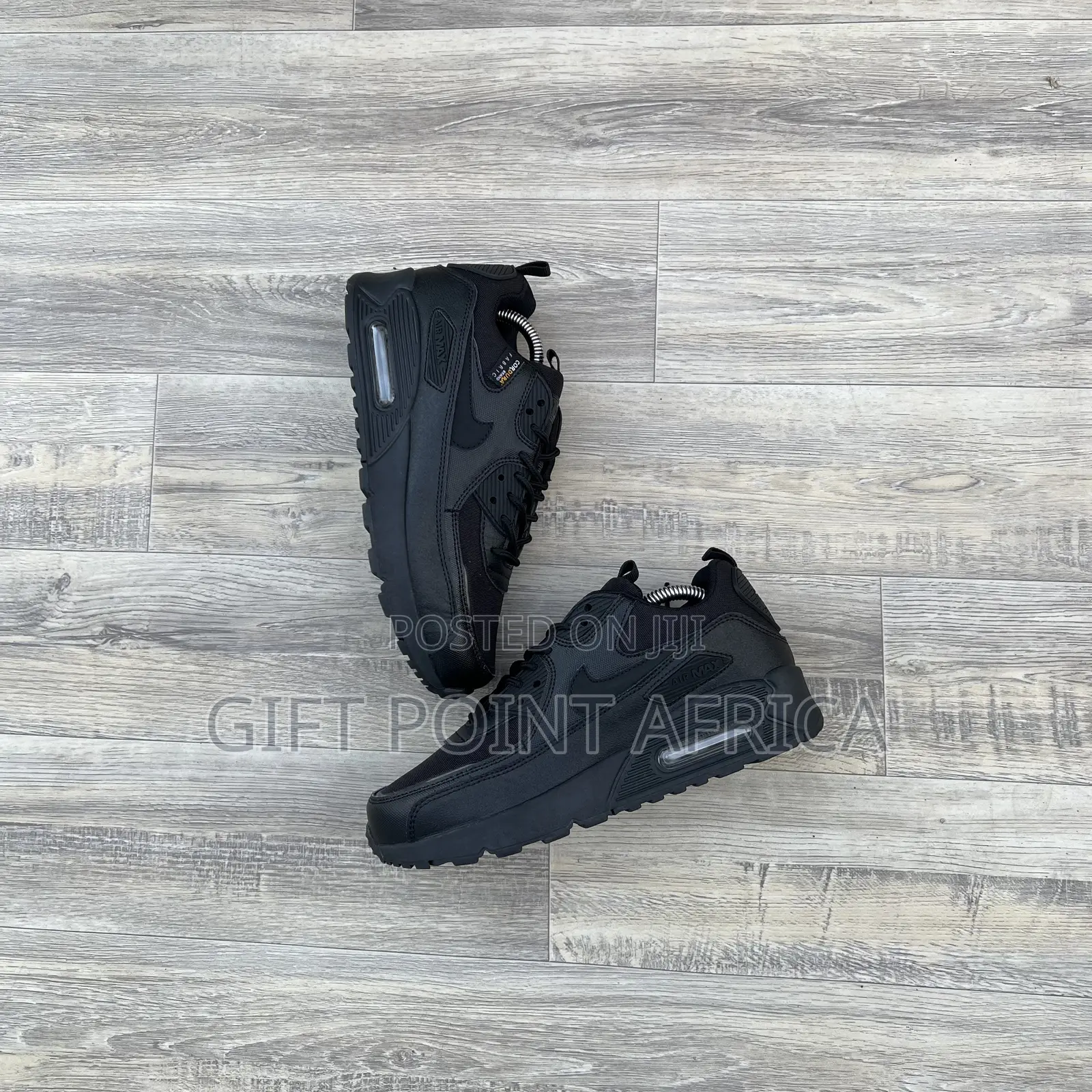 Leather Airmax 90 Black in Color