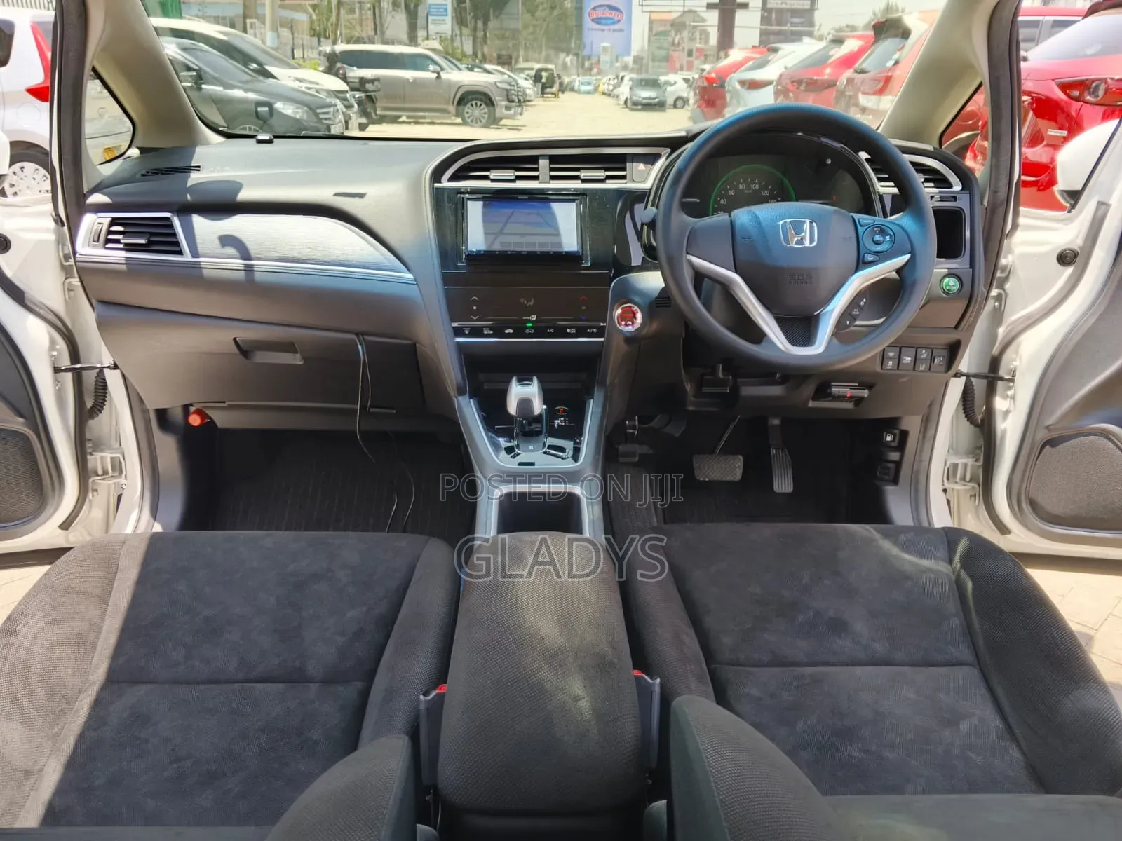 Honda Shuttle 2019 Pearl