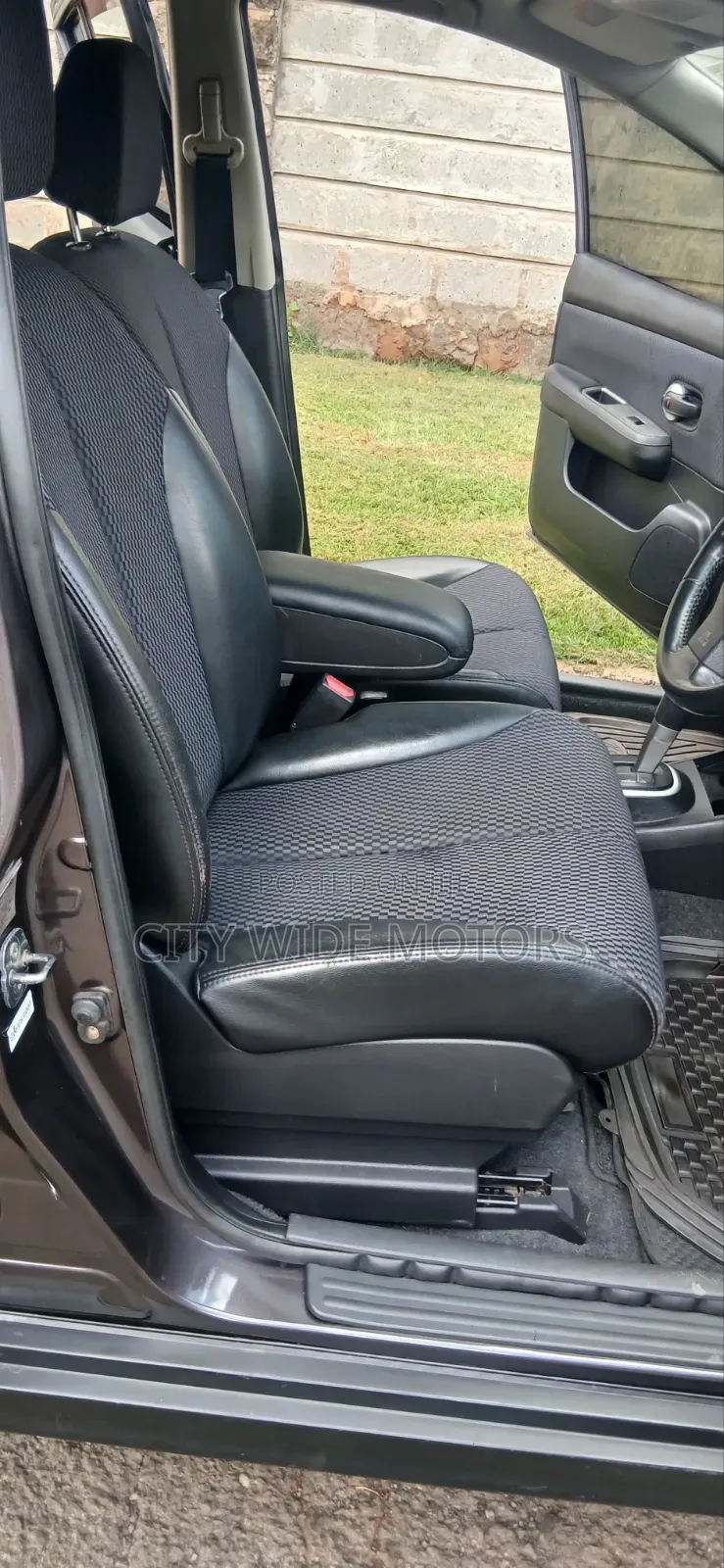 Toyota Hilux 2020 Black