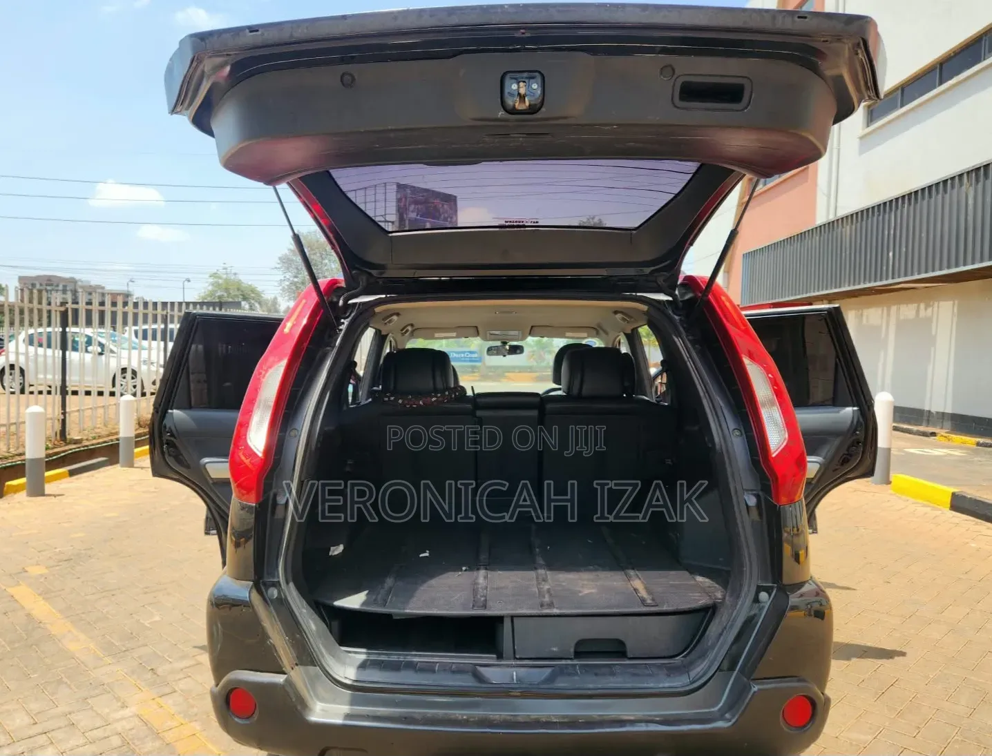 Nissan X-Trail 2010 Black