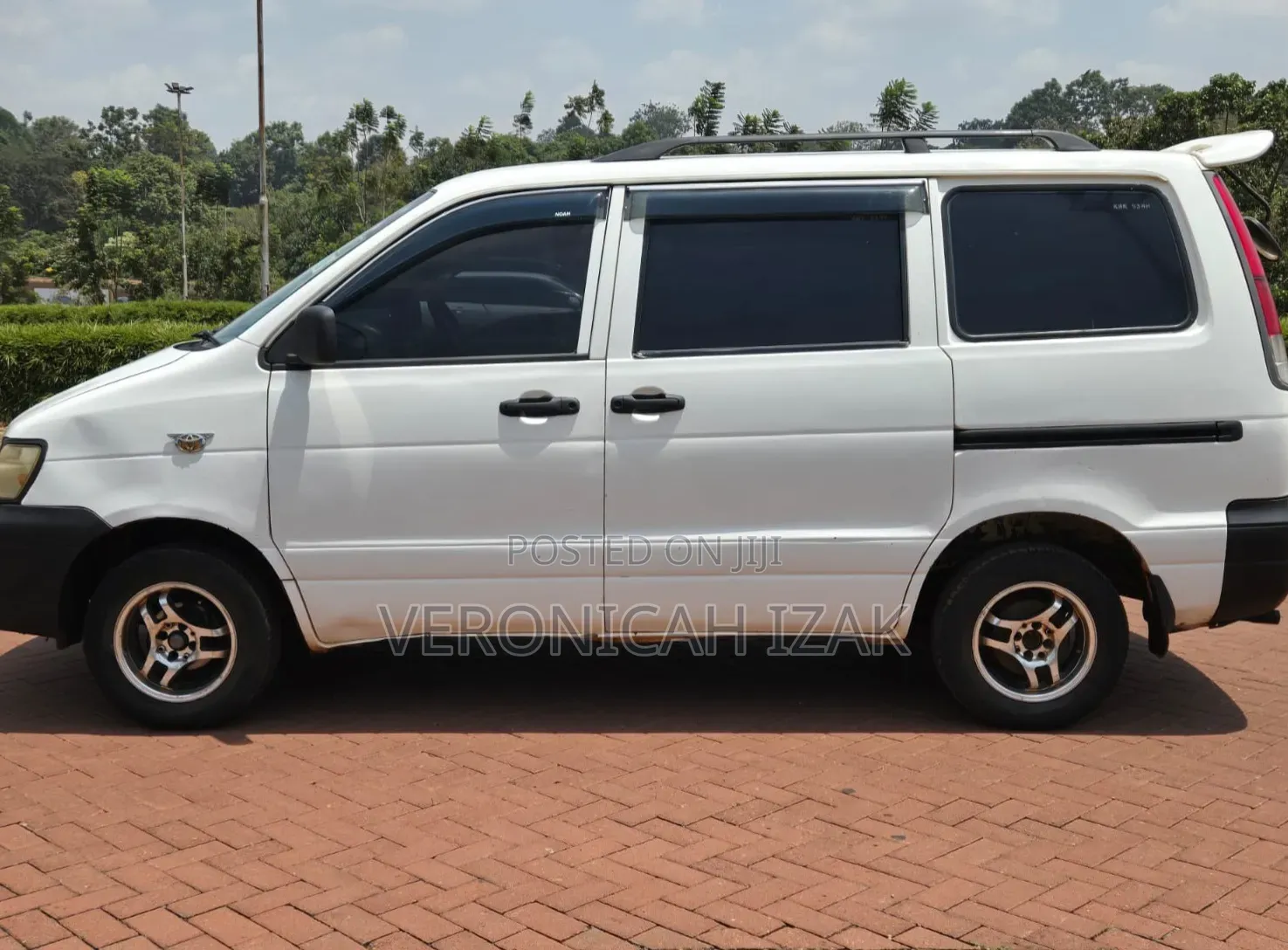Toyota TownAce 2002 White