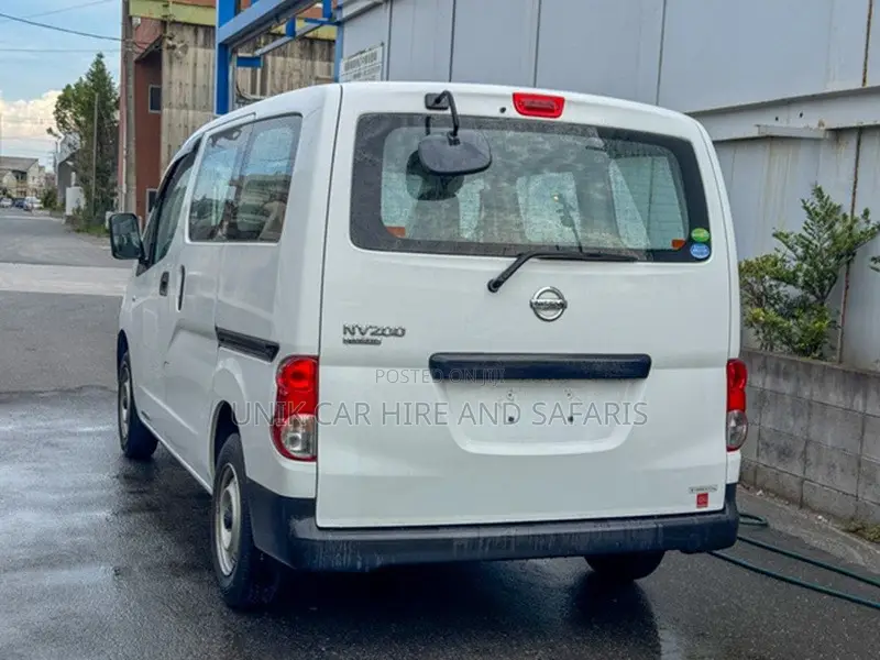 Nissan NV200 2019 White
