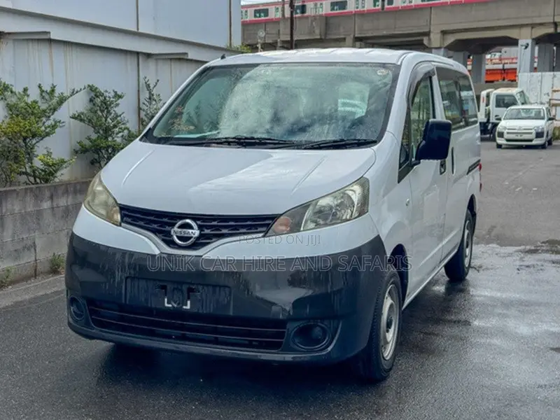 Nissan NV200 2019 White