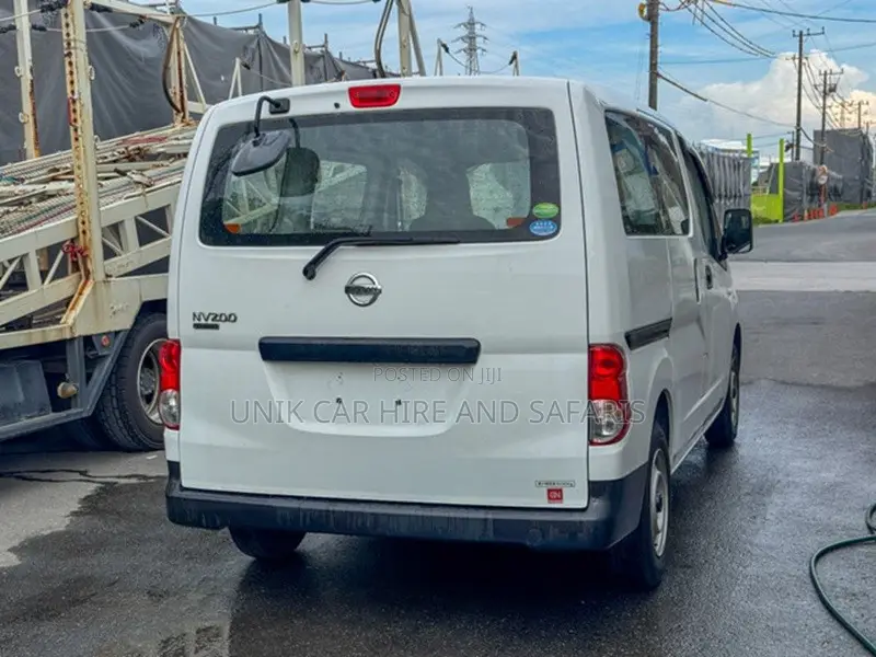 Nissan NV200 2019 White