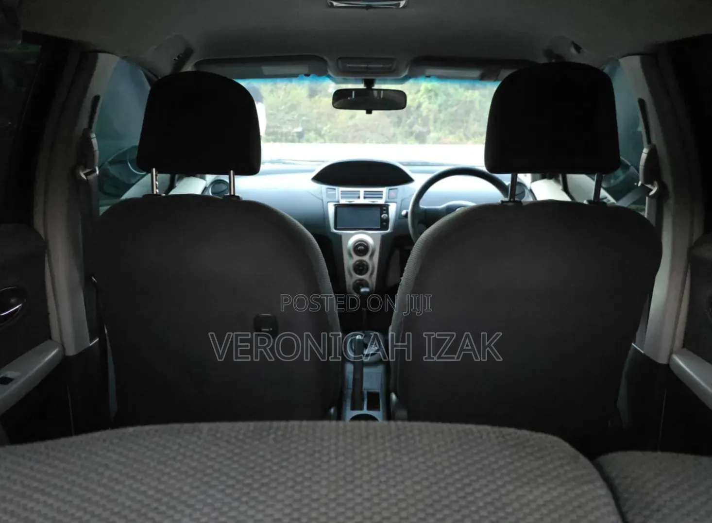Toyota Vitz 2010 Black
