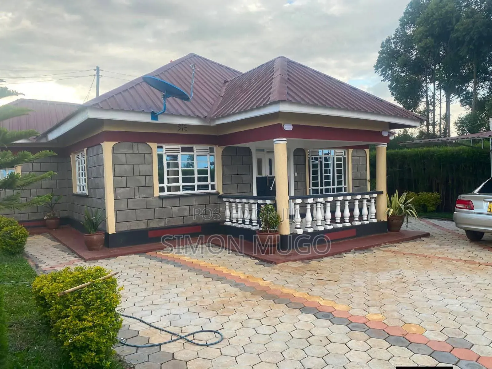 3bdrm Bungalow in Kenyatta Road / Theta  for sale