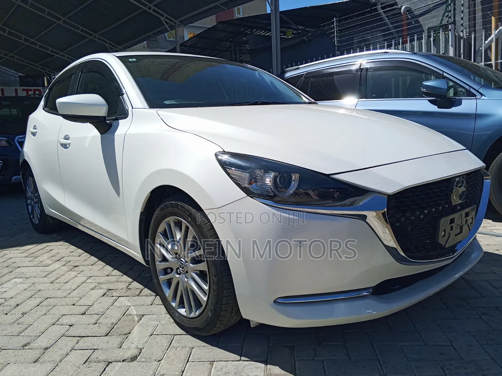 Mazda 2 2019 White