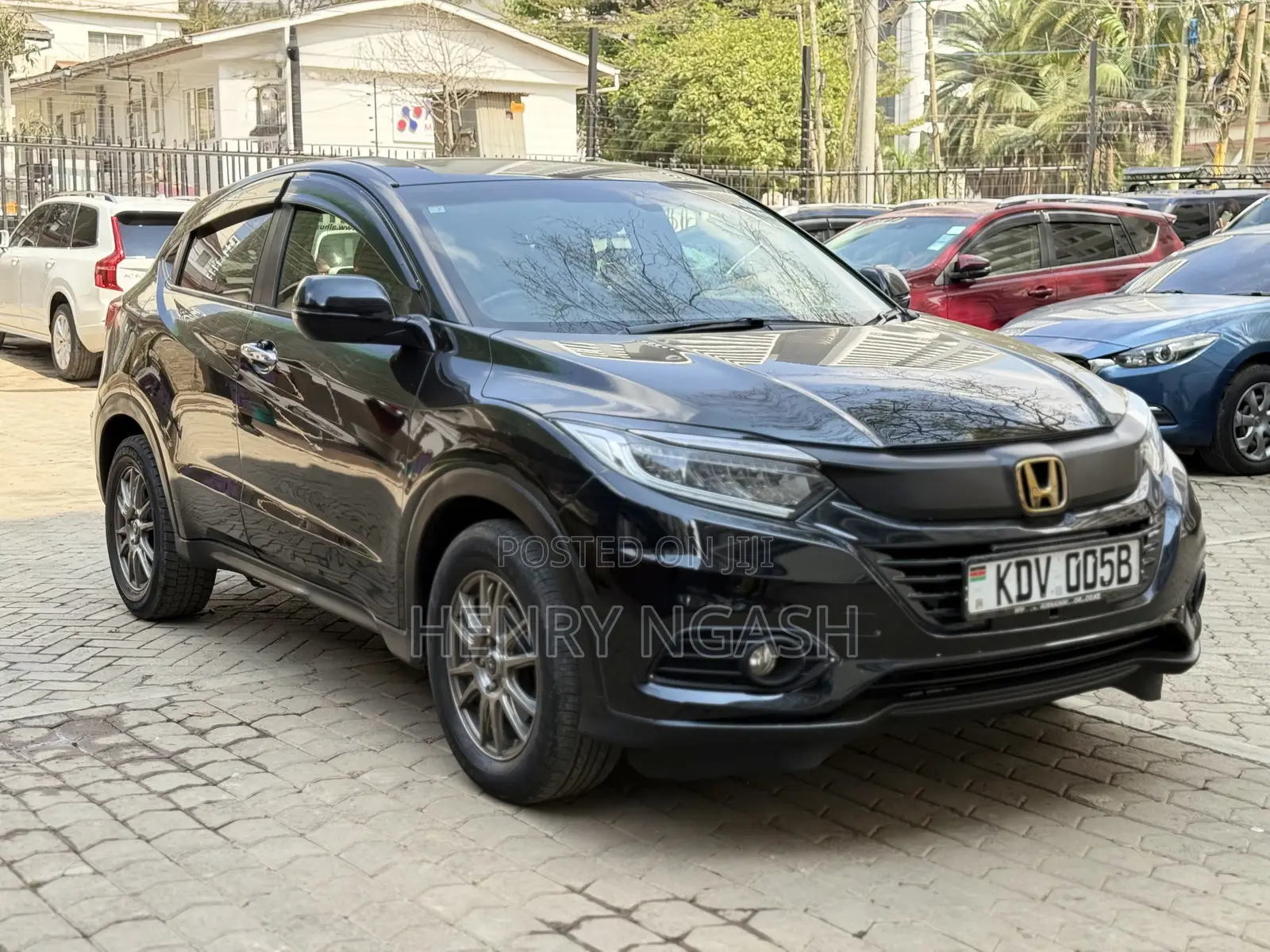 Honda Vezel 2018 Black