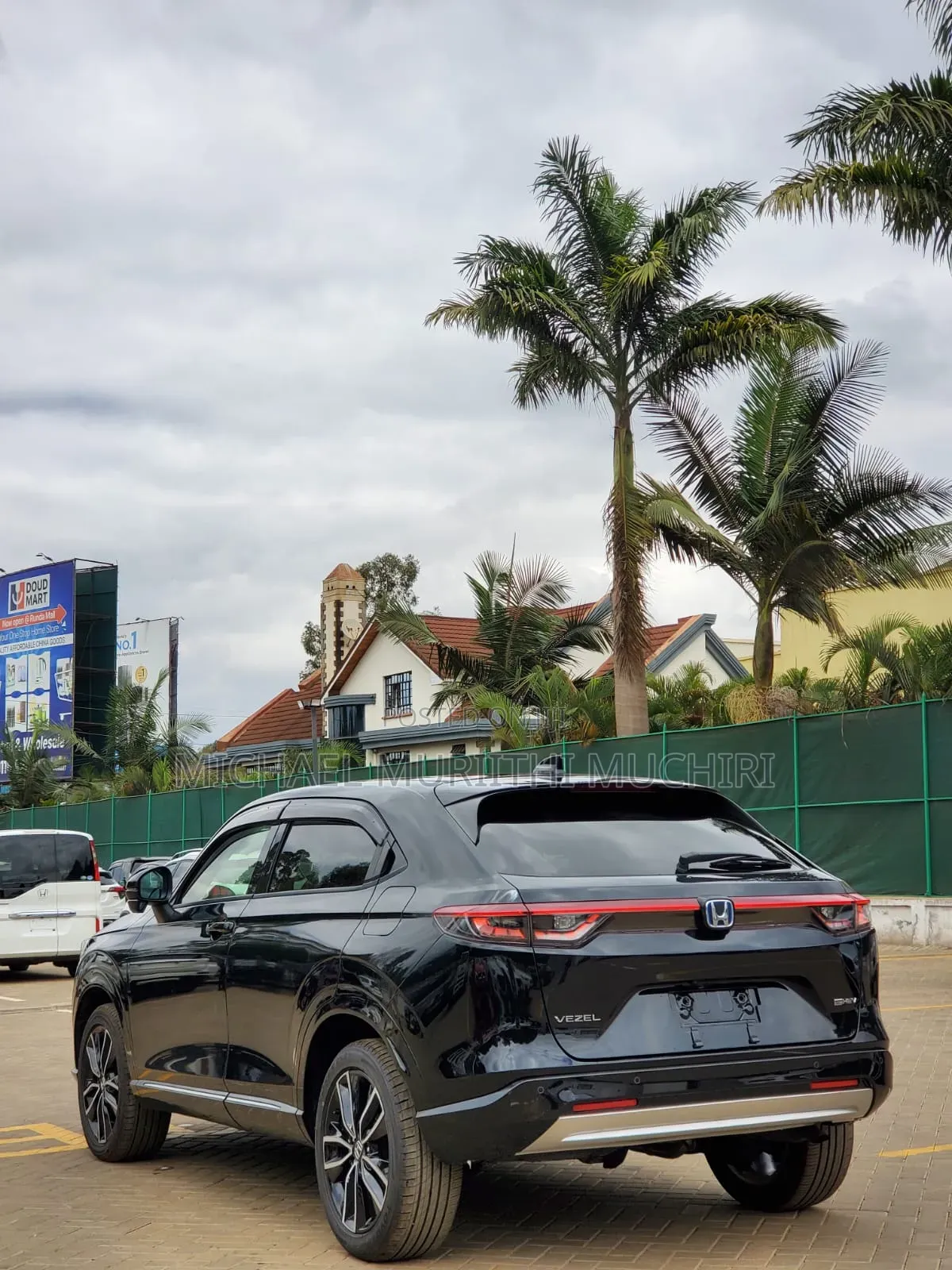 Honda Vezel 2021 Black