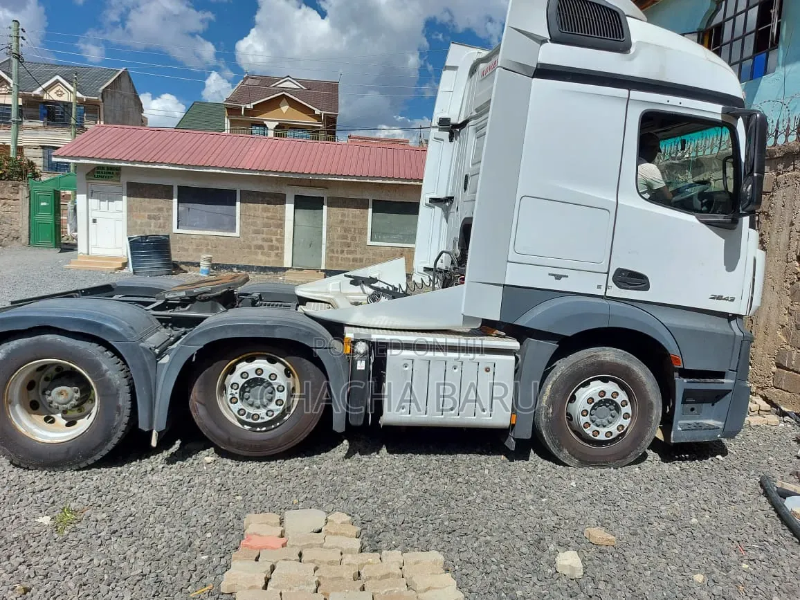 Mercedes Benz Actoros 2017 Model