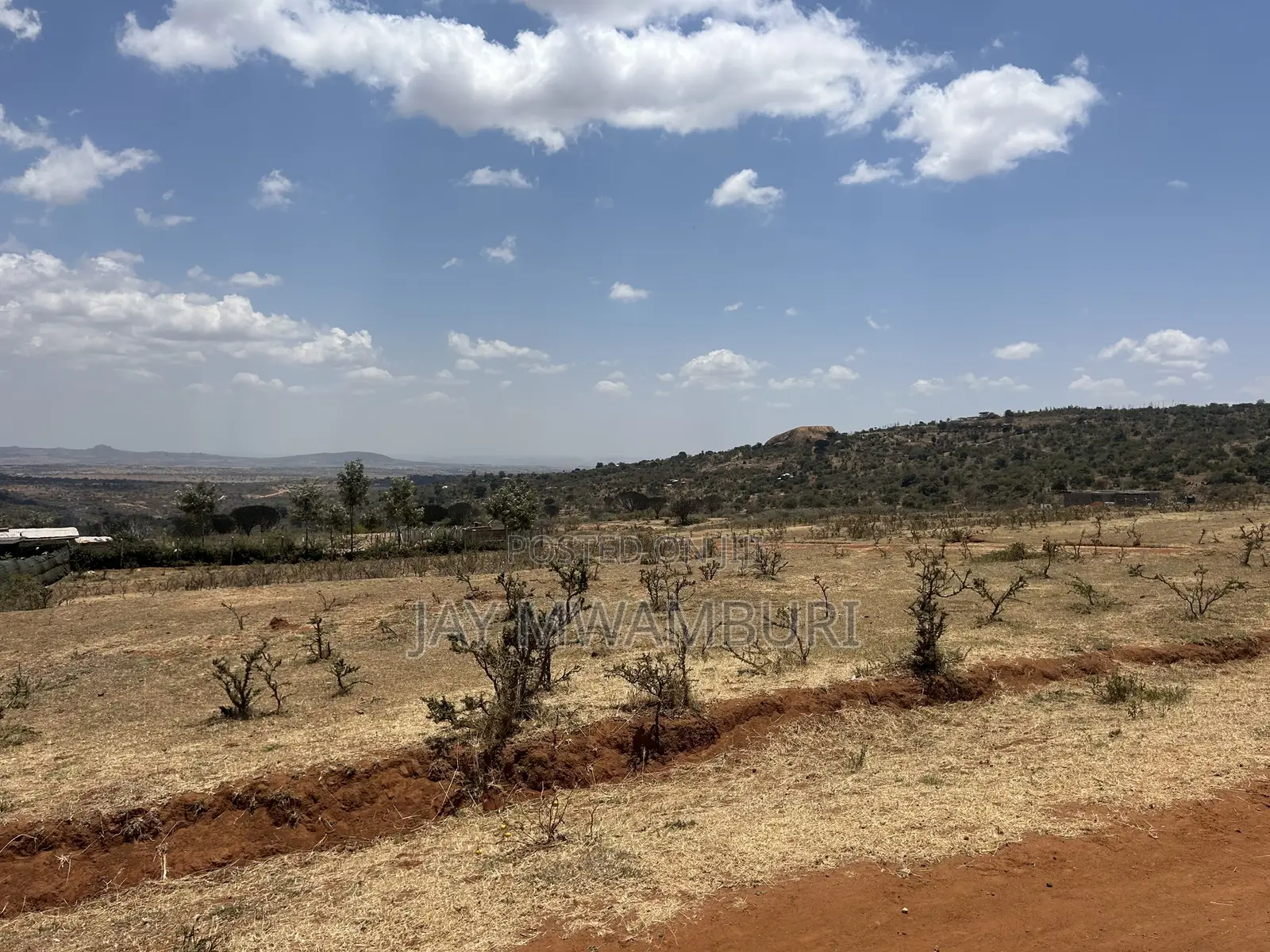 Perimeter Walled 42 Acre Land Kenanie.