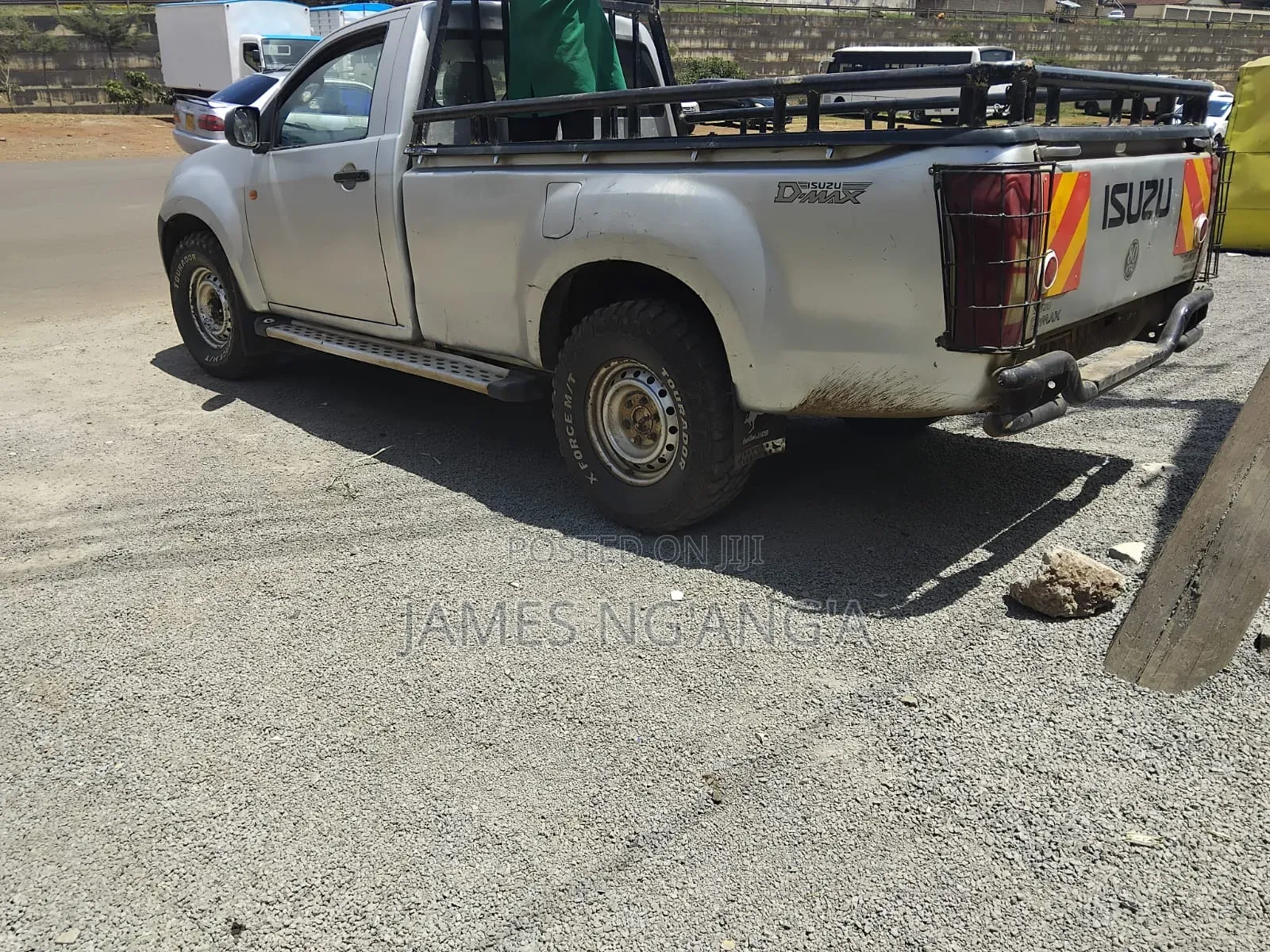 Isuzu D-MAX 2014 Silver