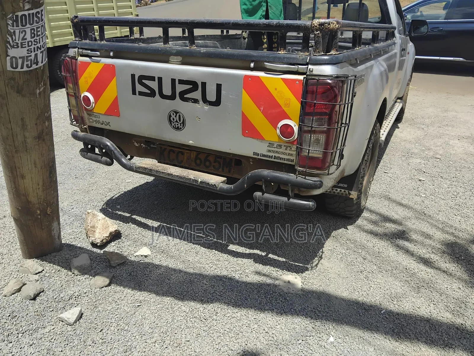 Isuzu D-MAX 2014 Silver