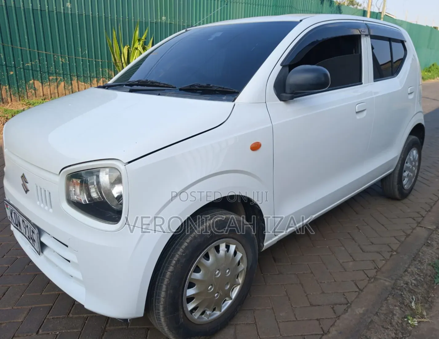 Suzuki Alto 2018 White