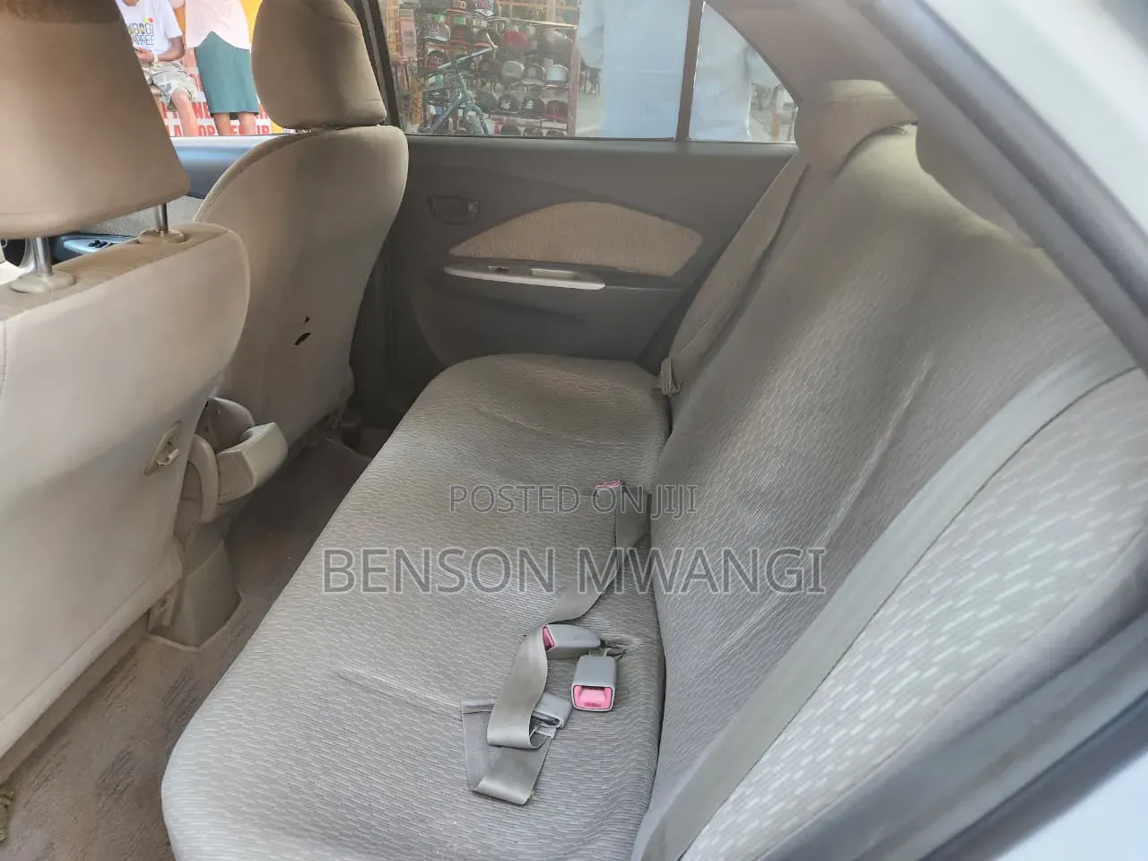Toyota Belta 2009 Silver