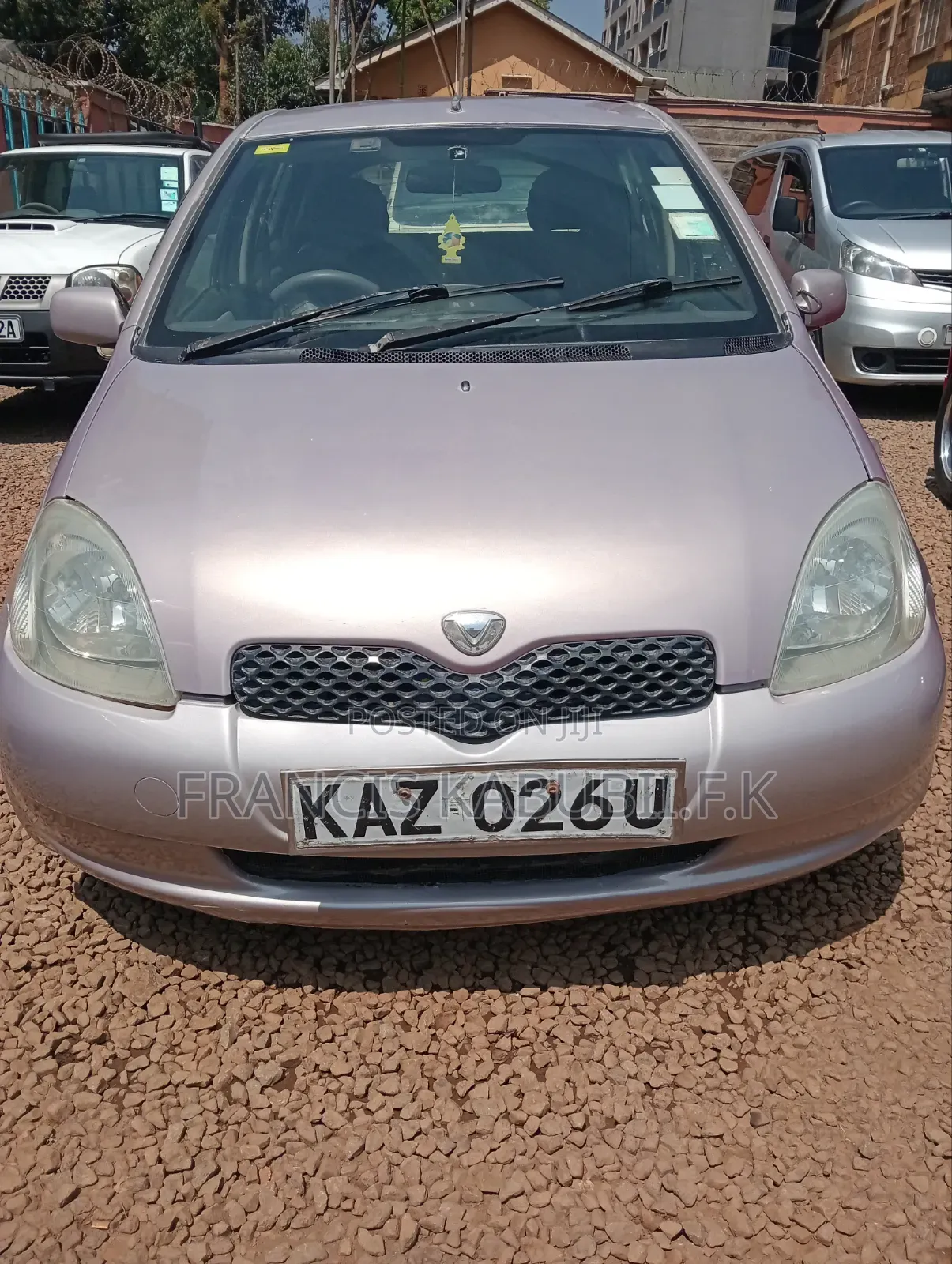 Toyota Vitz 1.0 FWD 5dr 2003 Beige