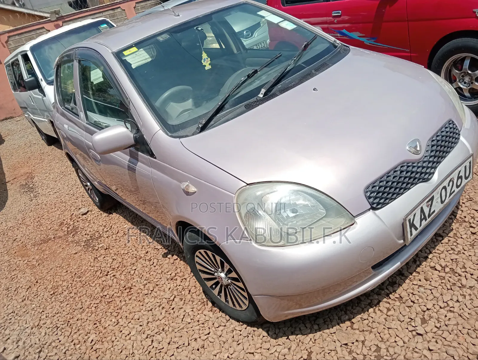 Toyota Vitz 1.0 FWD 5dr 2003 Beige