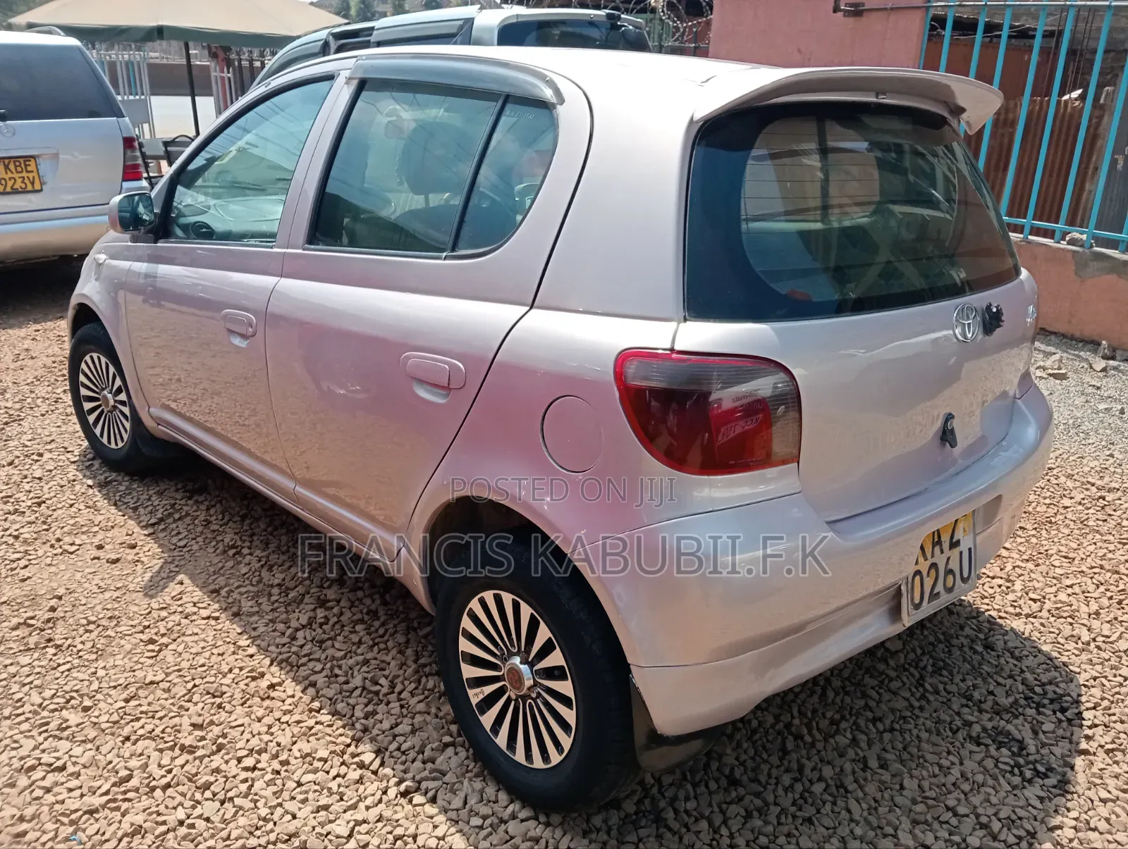 Toyota Vitz 1.0 FWD 5dr 2003 Beige