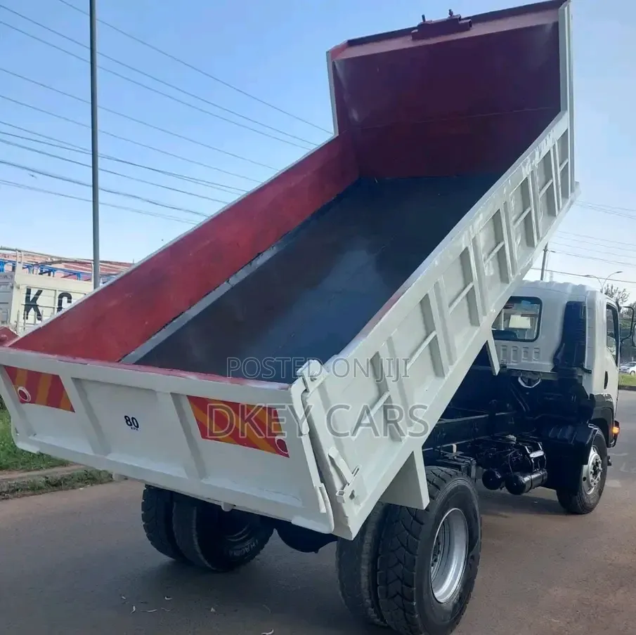 Isuzu FTR Local 2021 White