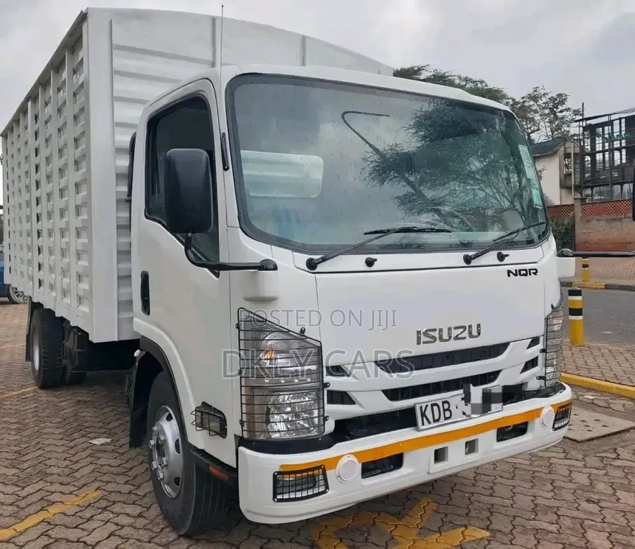 Isuzu NQR Local 2021 White
