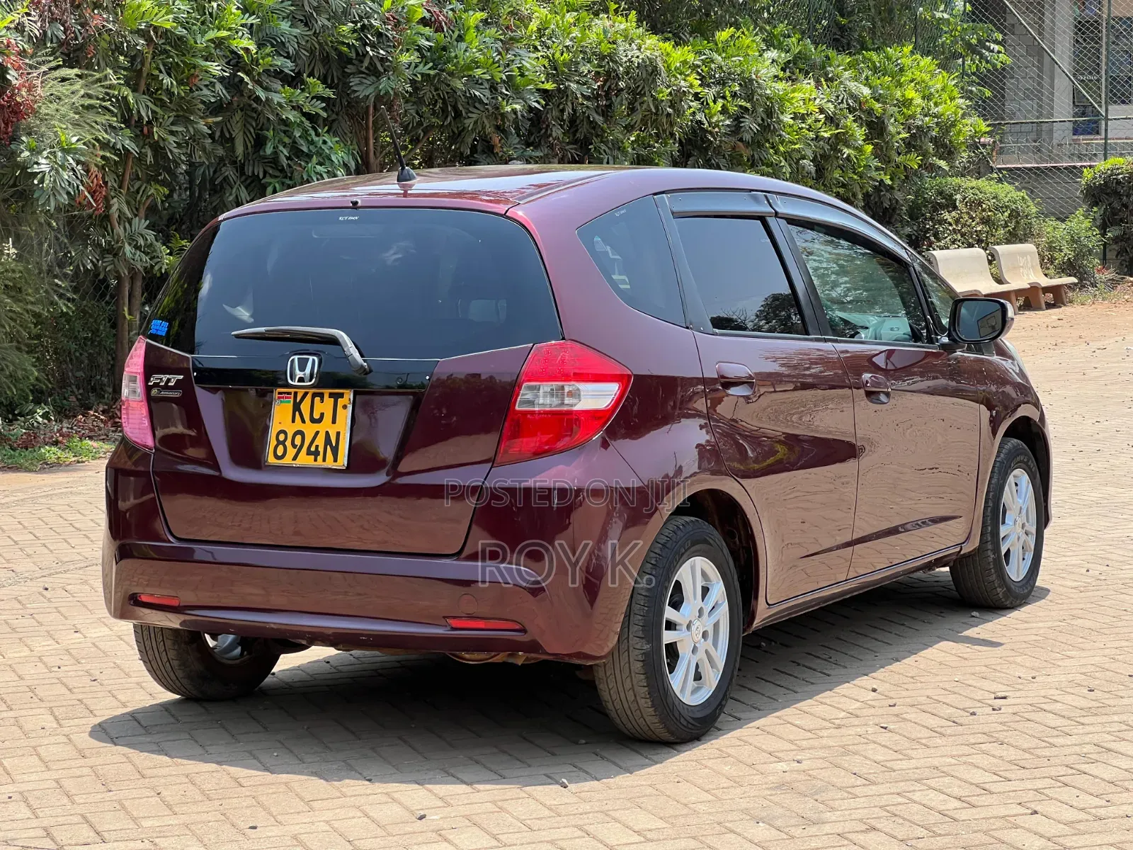 Honda Fit Automatic 2011 Maroon