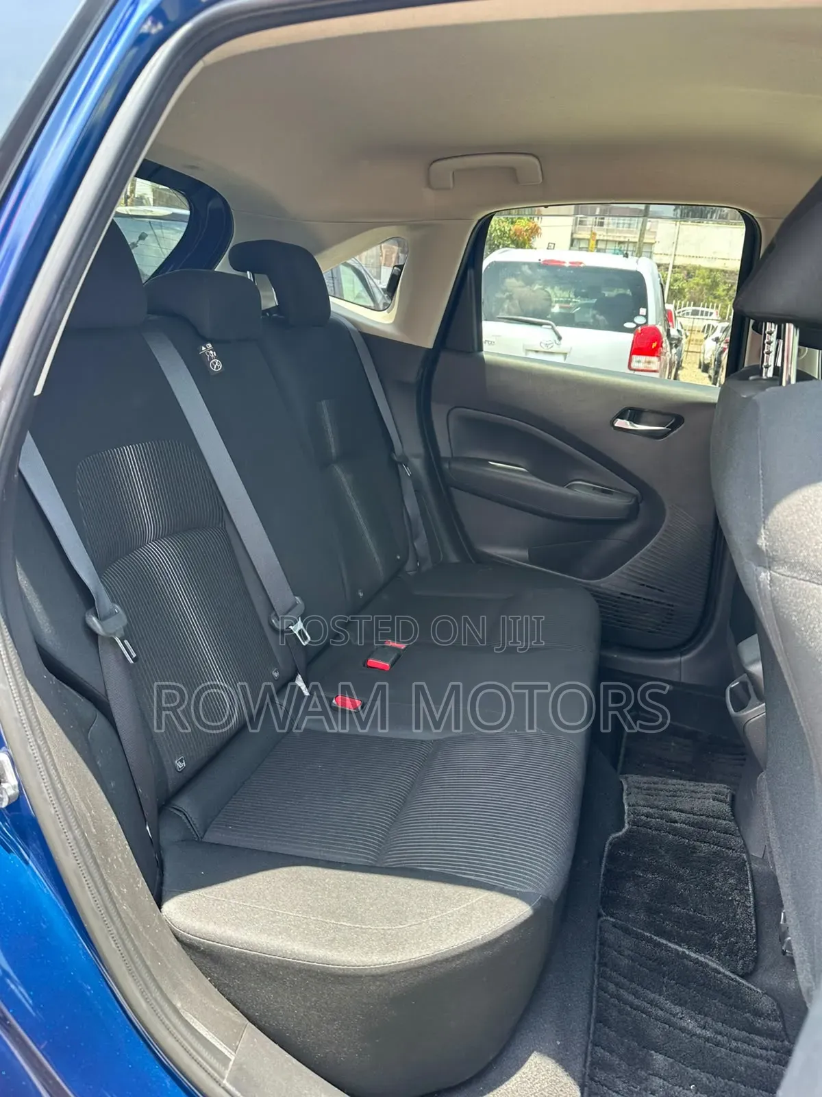 Daihatsu Mira 2018 Blue