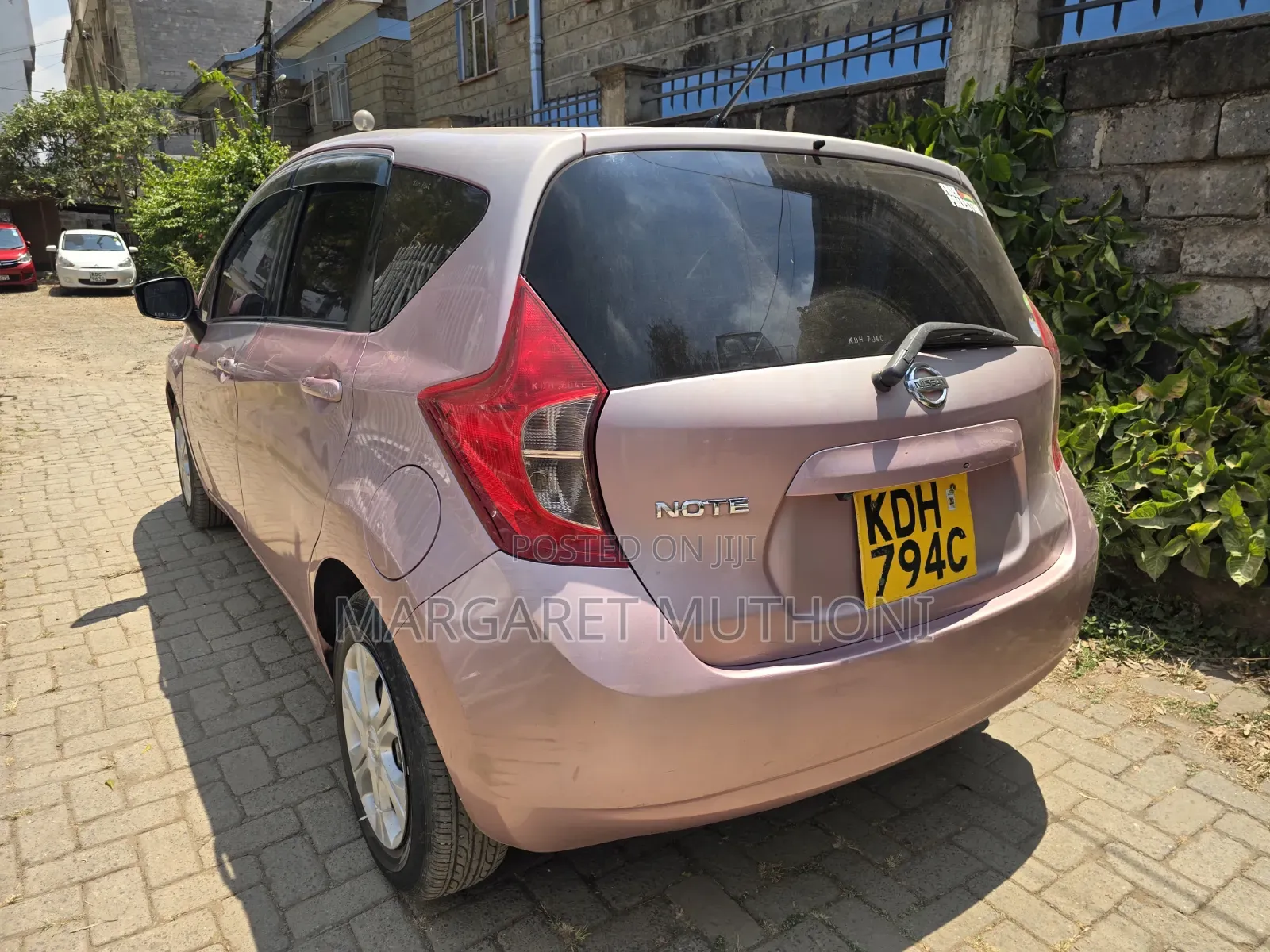 Nissan Note 2015 Pink