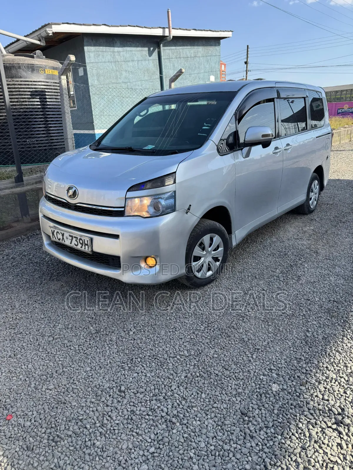 Toyota Voxy 2012 Silver