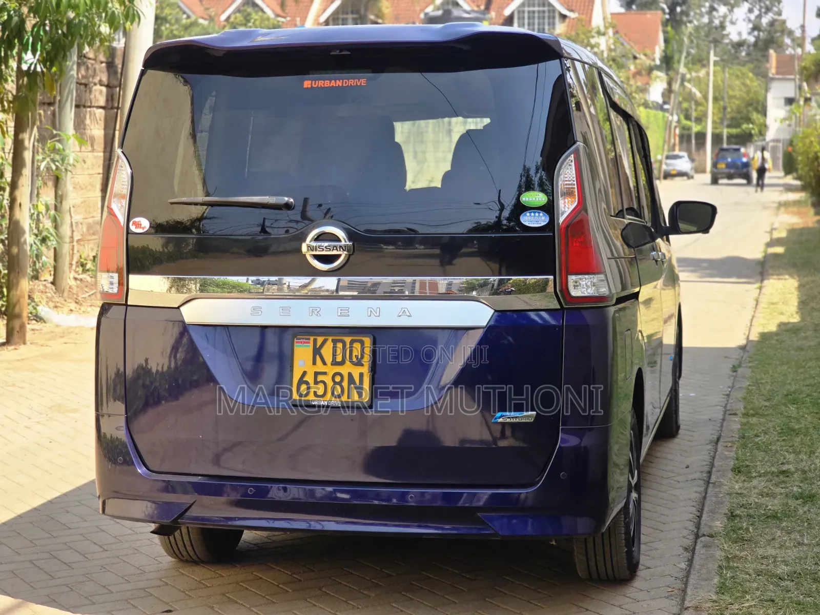 Nissan Serena 2017 Blue
