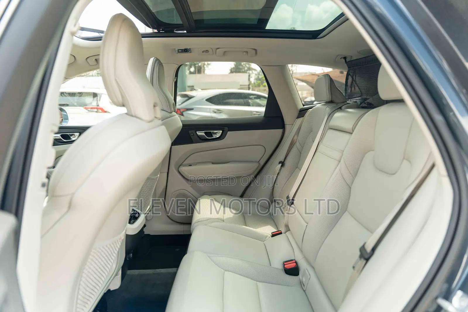 Volvo XC60 2020 Blue