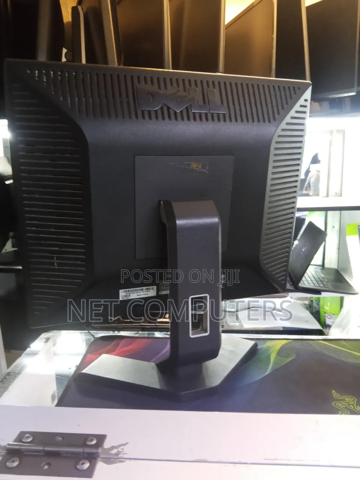 17 Computer Monitor Dell