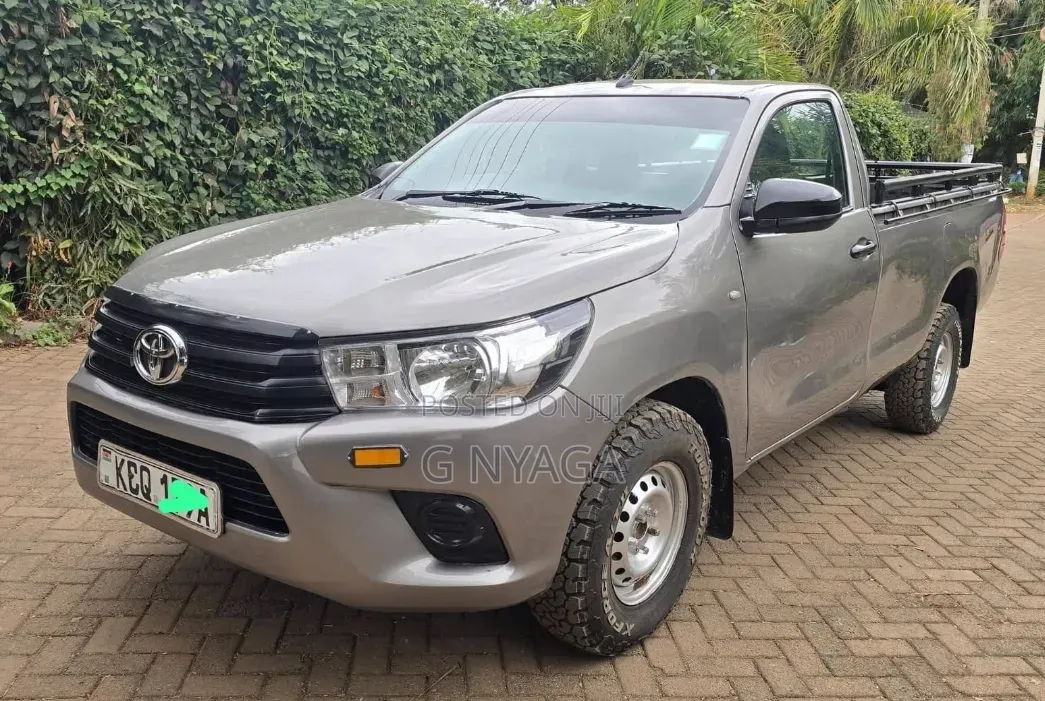 Toyota Hilux 2018 Beige