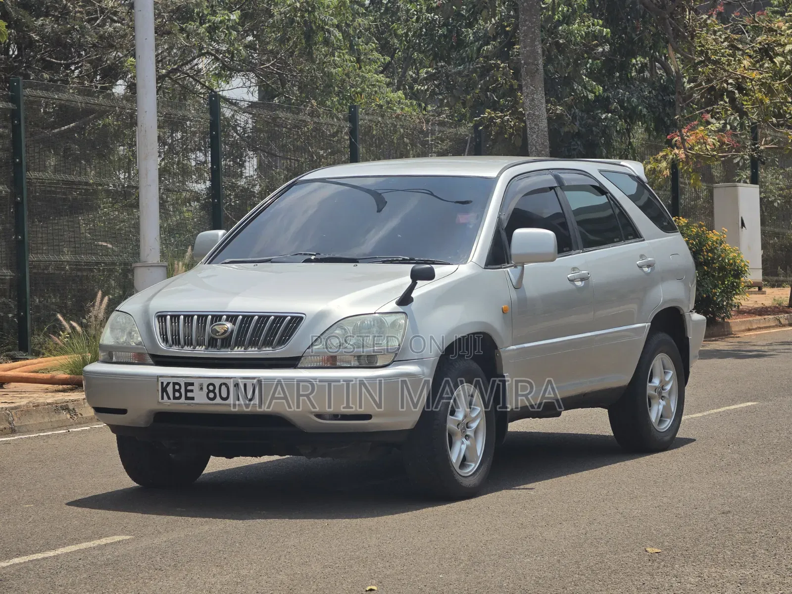 Toyota Harrier 2003 Silver