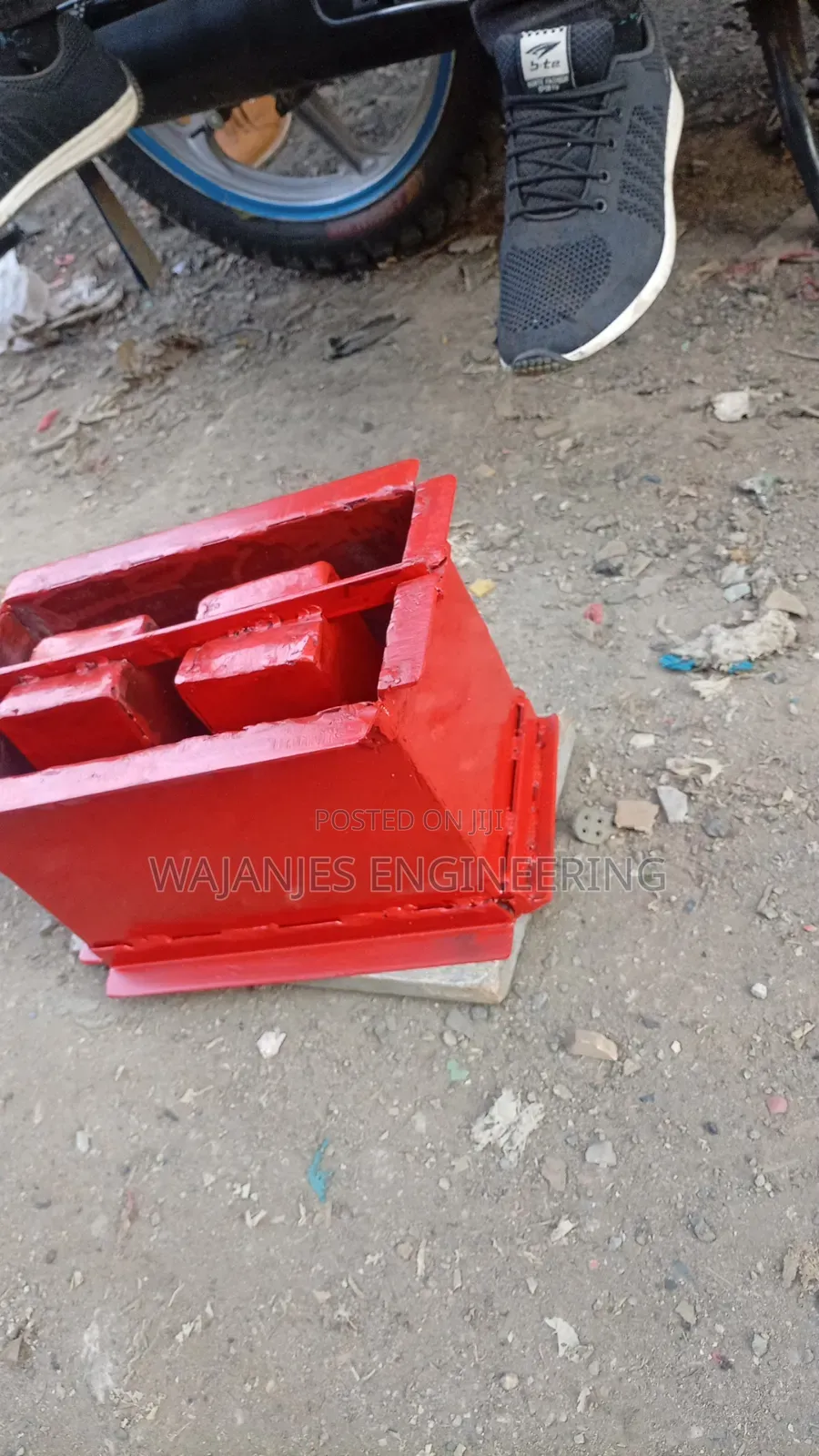 Manual Hollow Block Mould 10 Inch – Heavy Duty