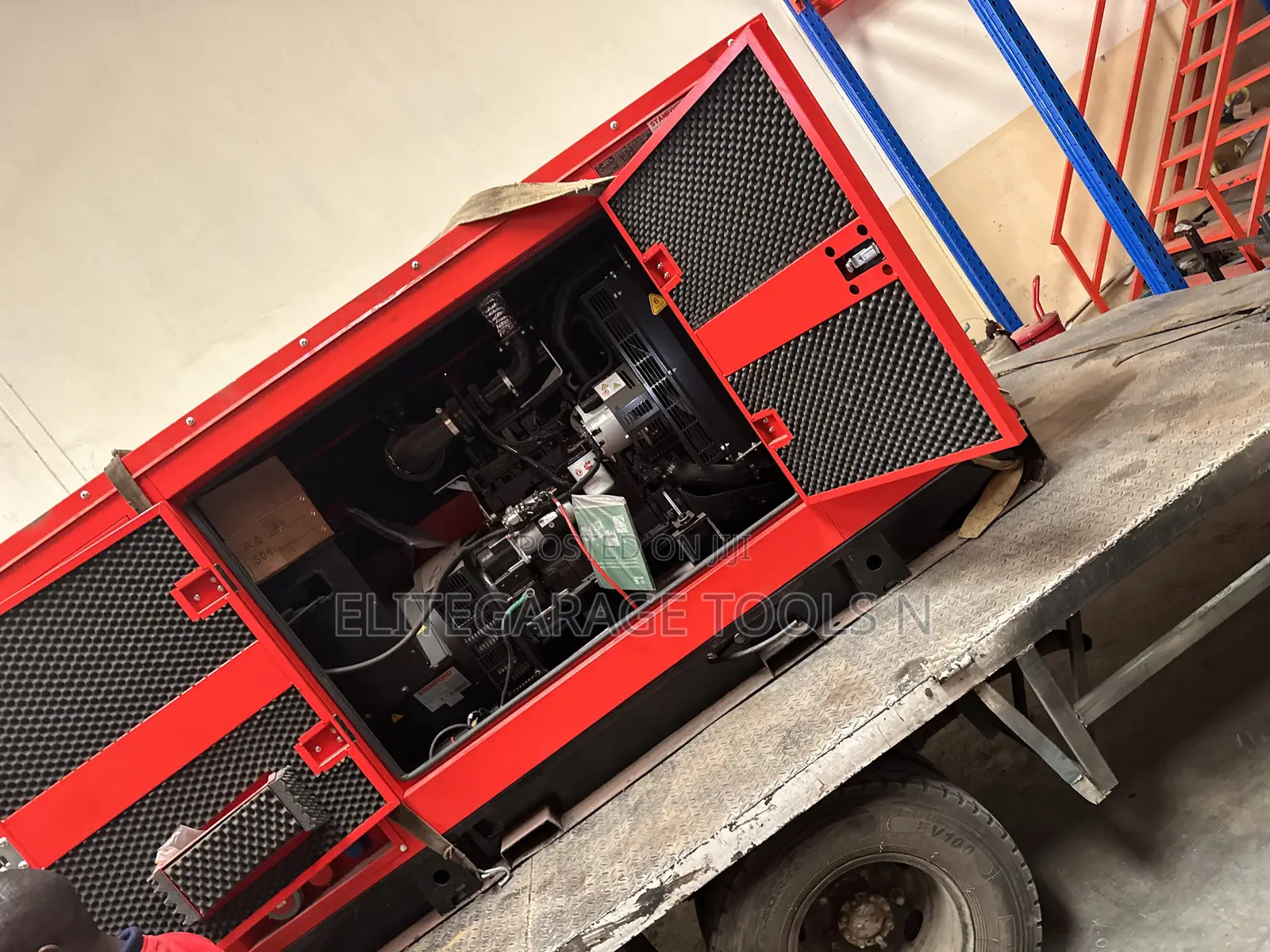 Heavy Commercial Advanced Uk Cummins 110kva Generator