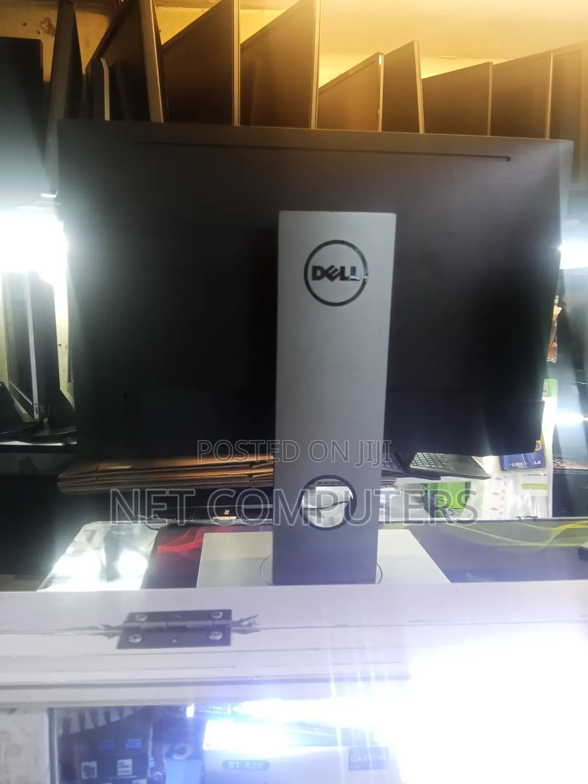 Dell P2217 Monitor With HDMI, VGA, Display and USB Ports