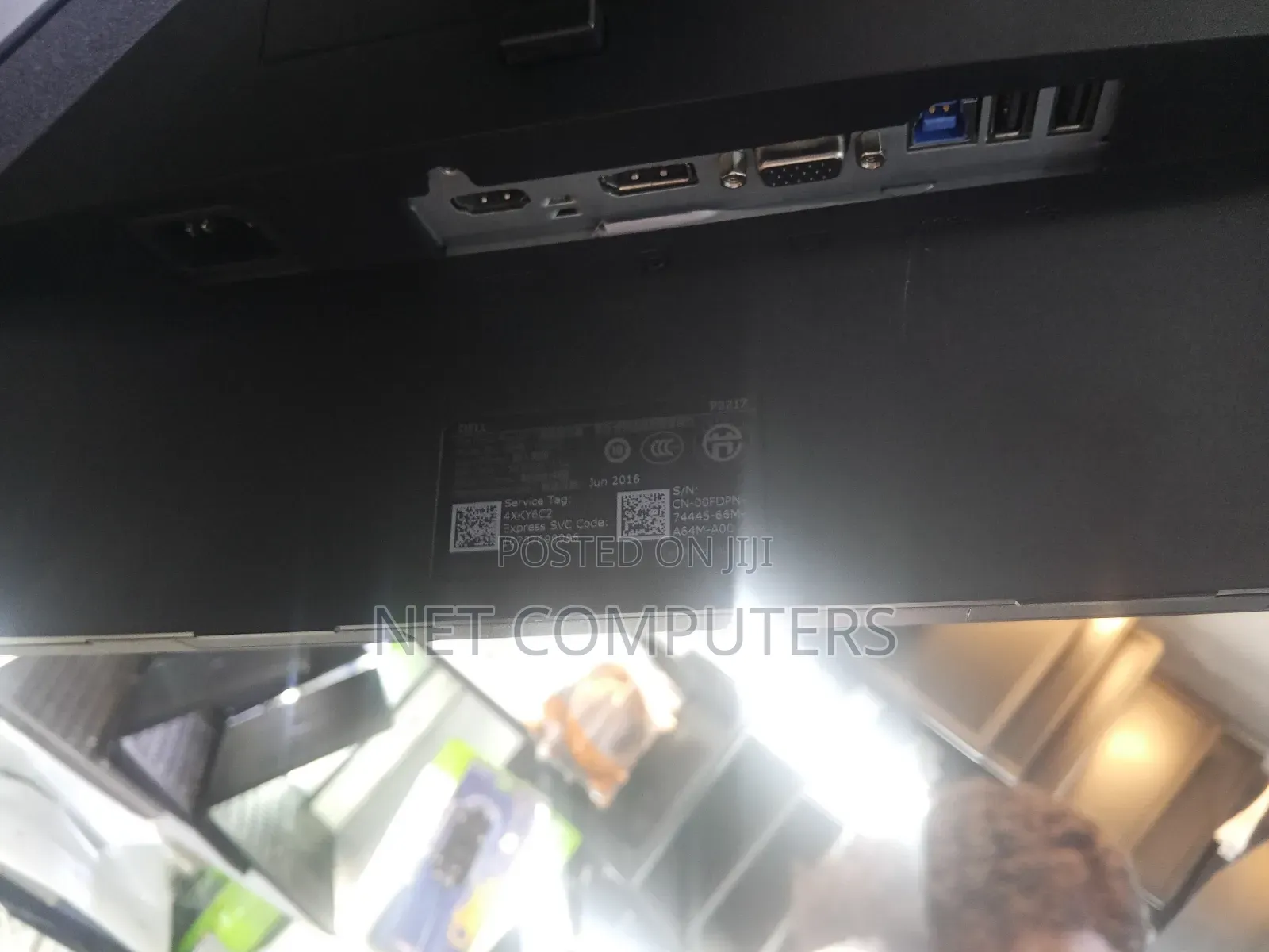 Dell P2217 Monitor With HDMI, VGA, Display and USB Ports
