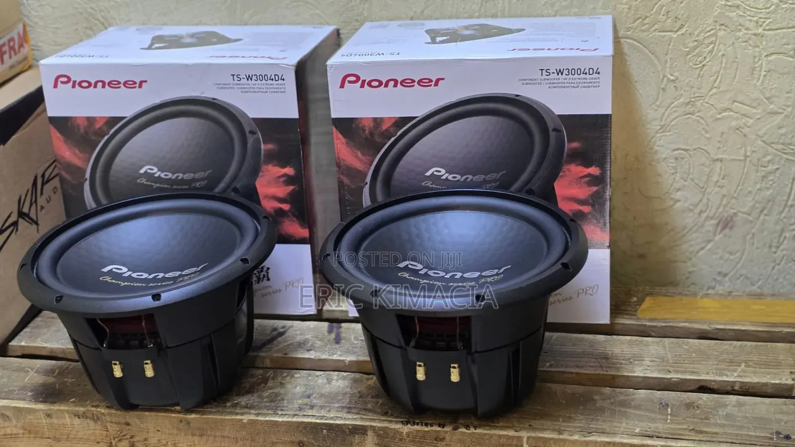 Pioneer TS-W3004D4 Subwoofer